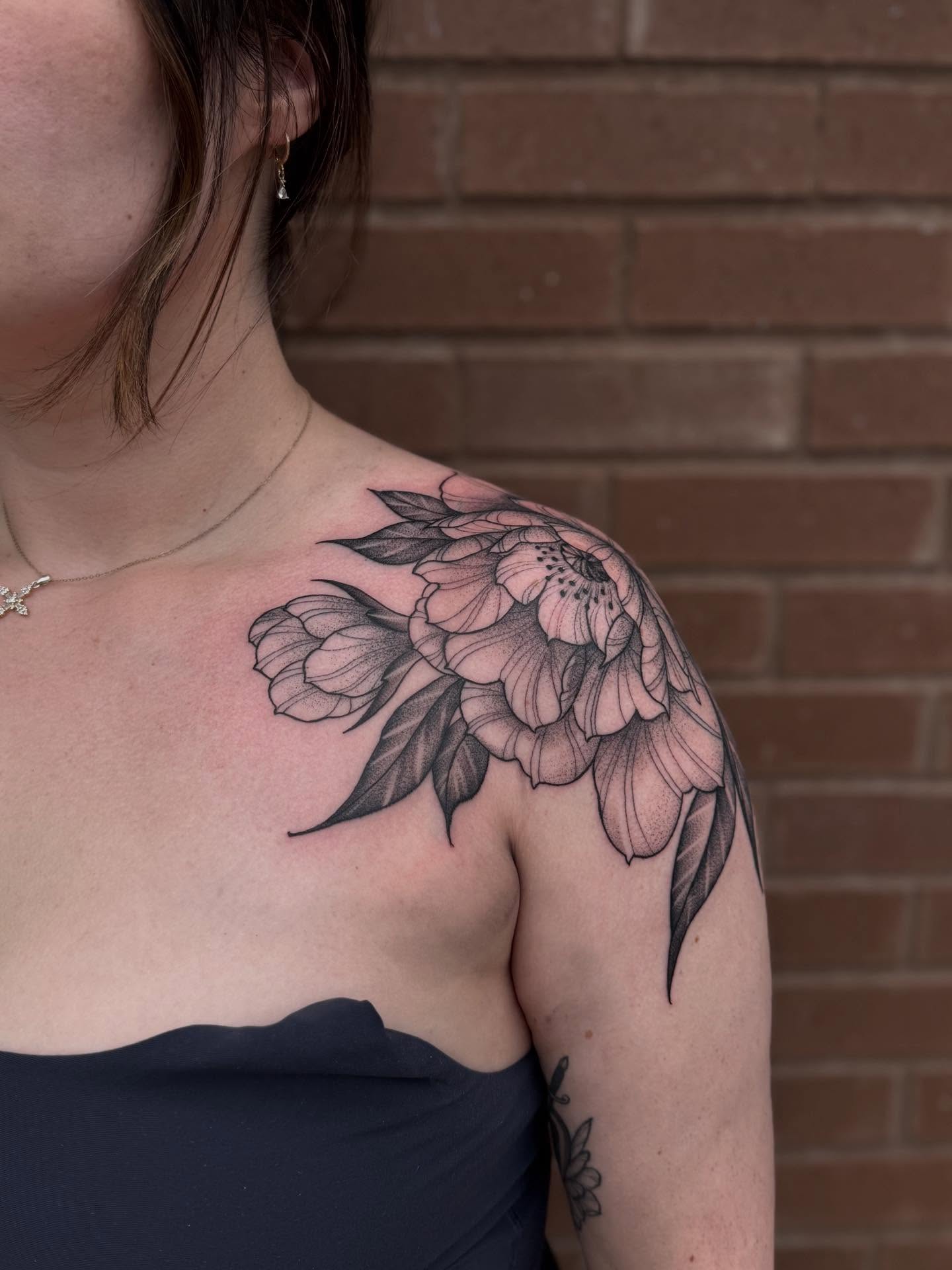 Peony black and grey tattoo on the shoulder by Will Campbell
