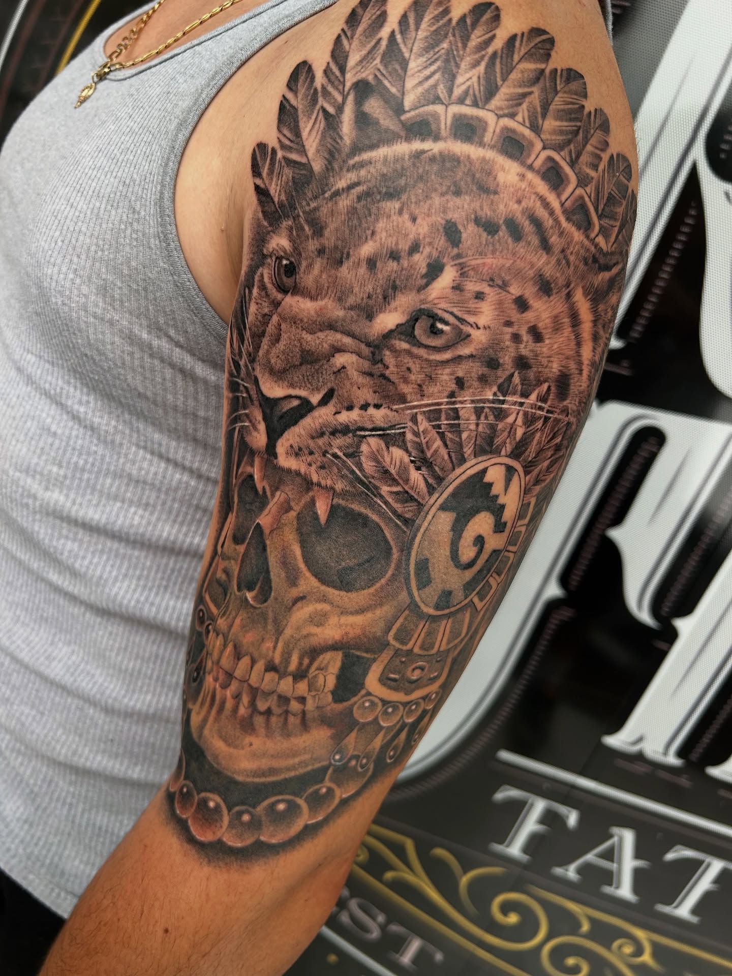 Tattoo by @lvp_arte — realism, black_and_grey