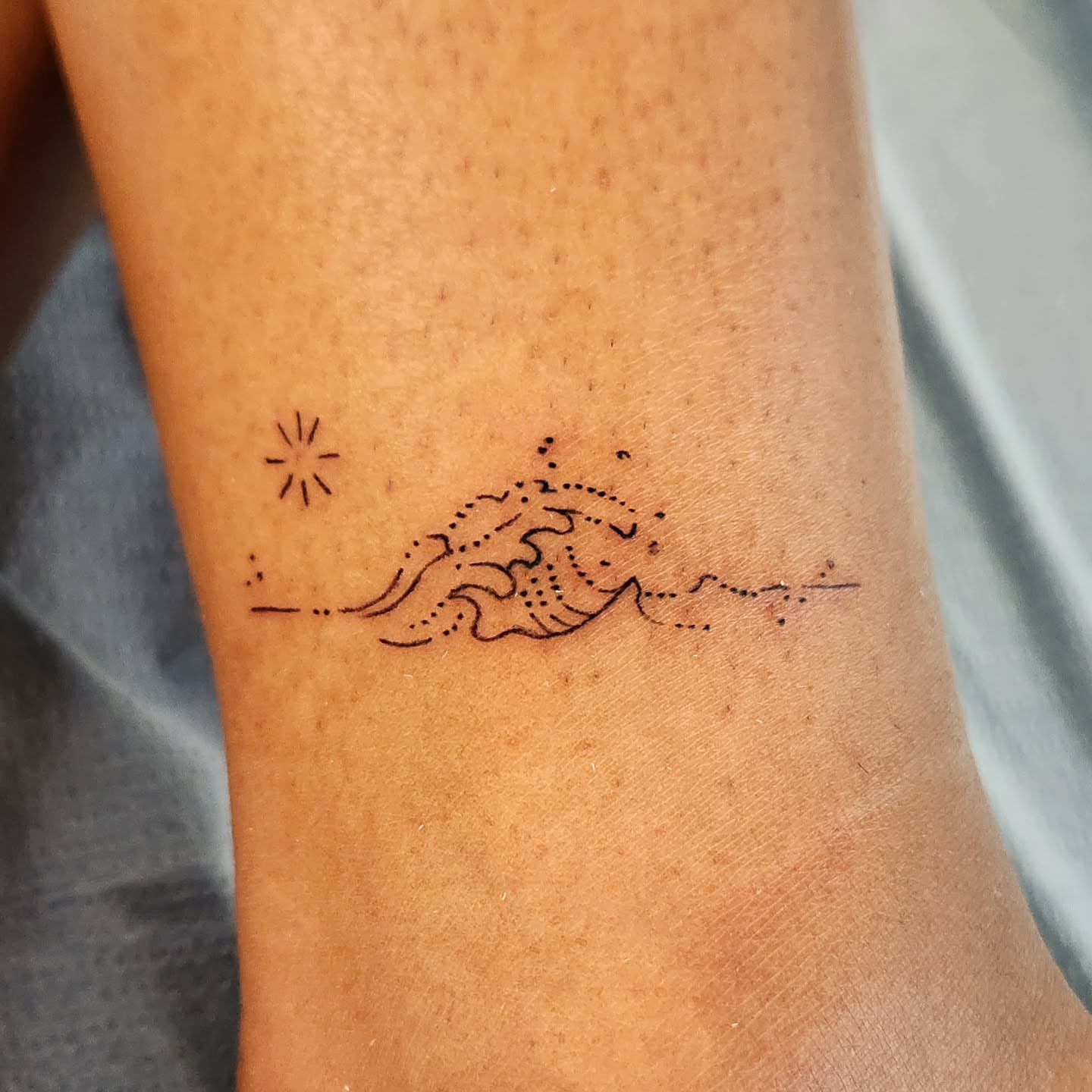 Tattoo by @alexmoska_tattoo — dotwork