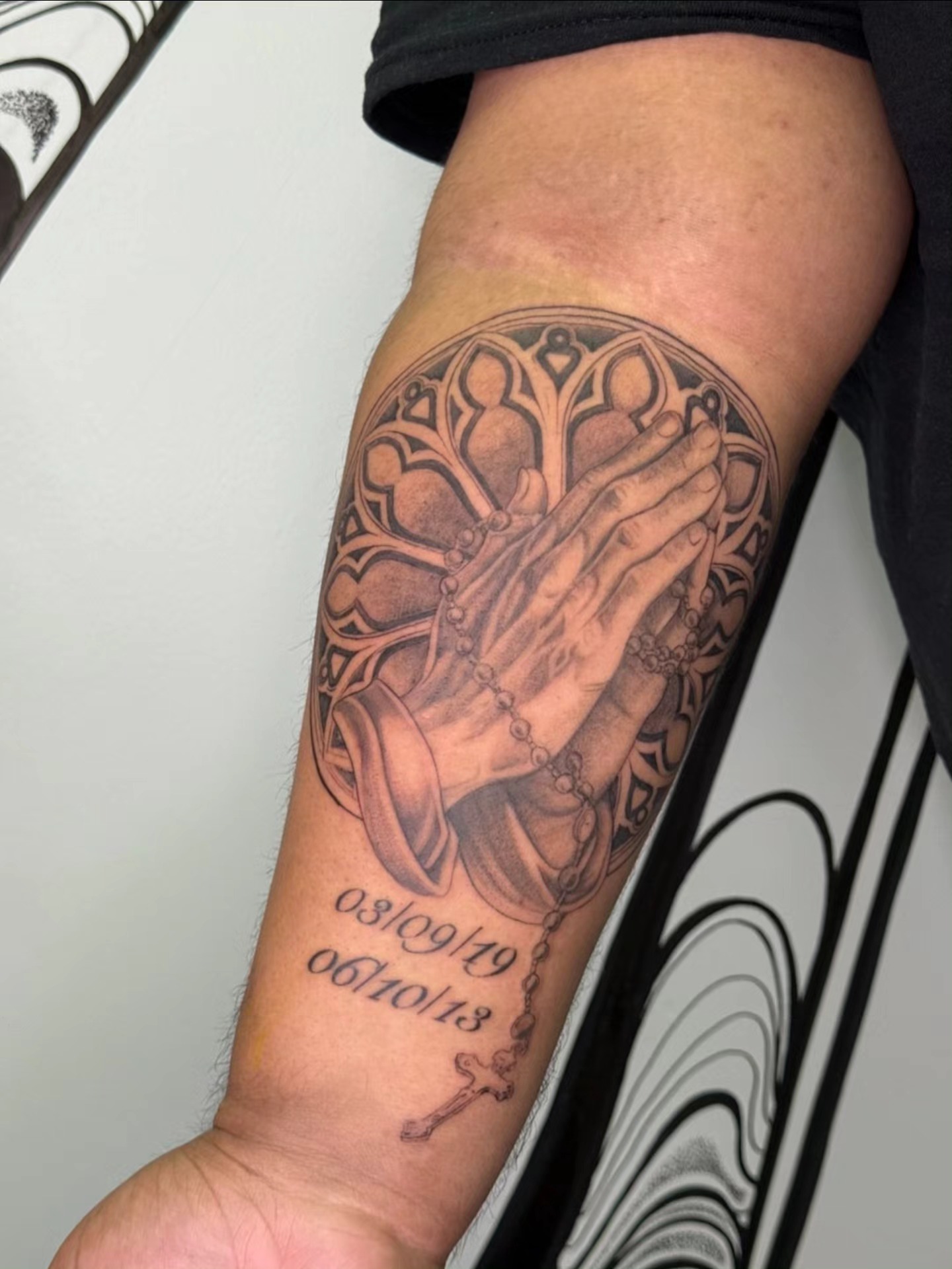 Tattoo by @natalierosas_ โ black_and_grey