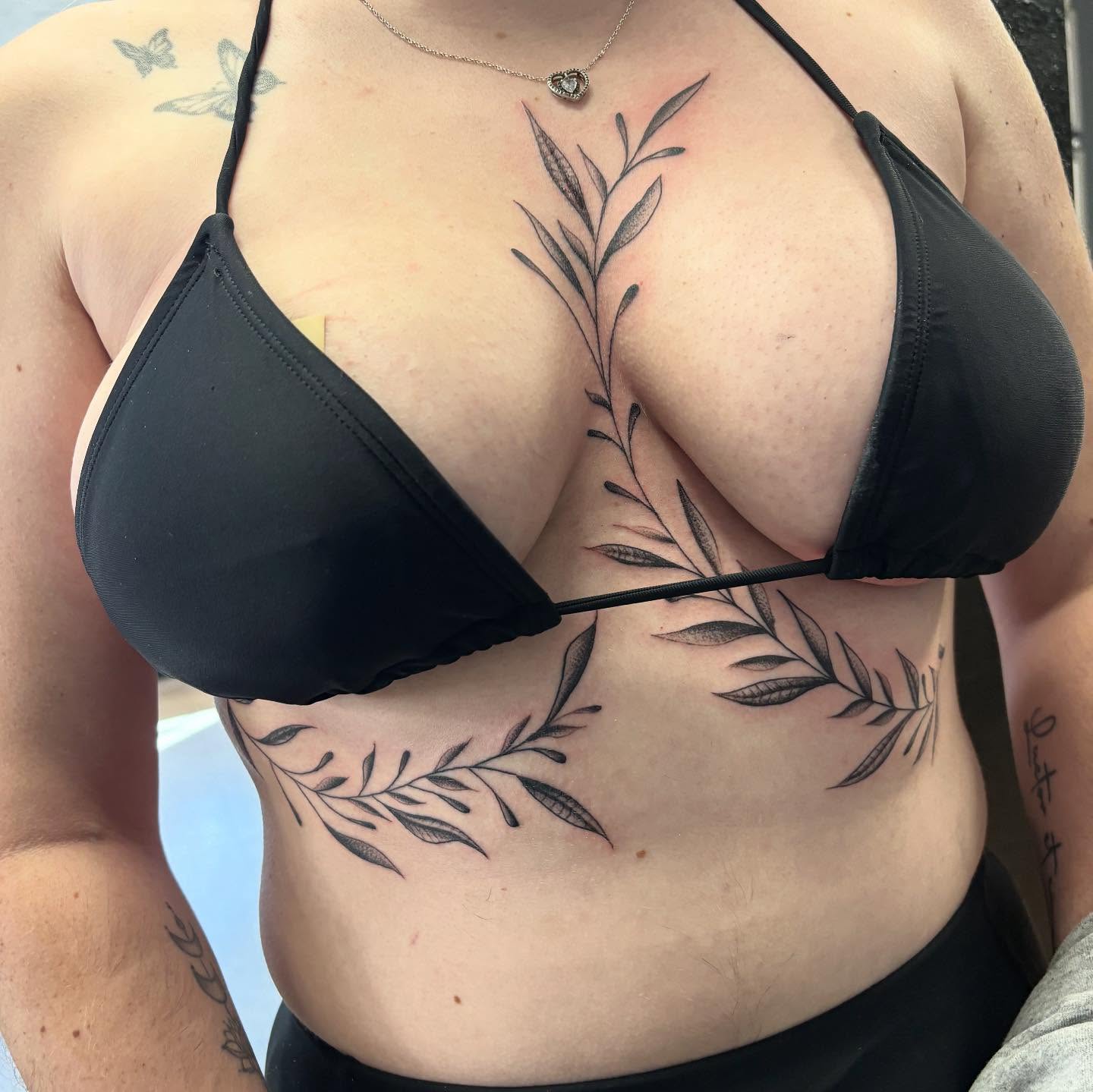 Tattoo by @thegonz541 β black_and_grey