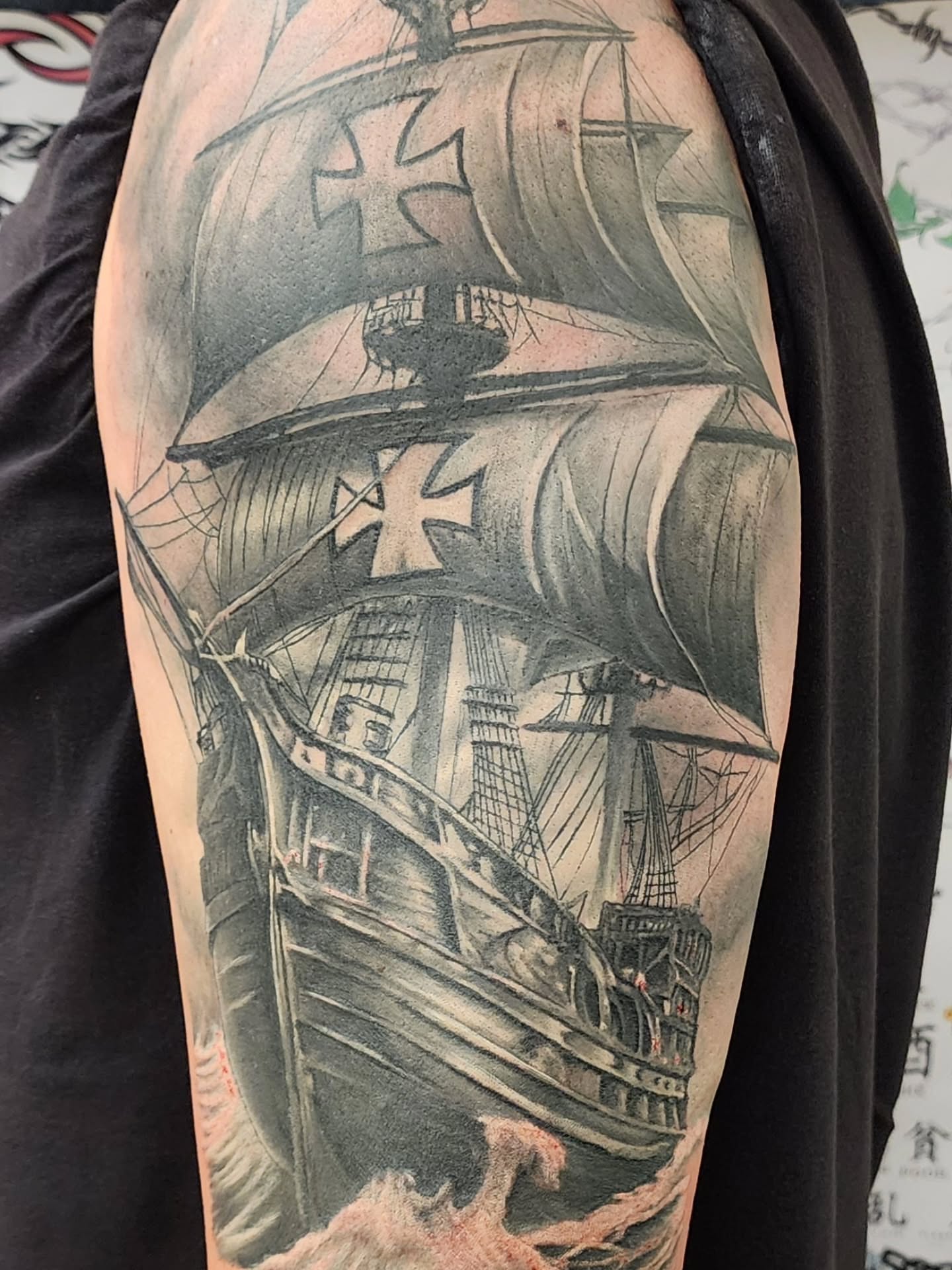 Tattoo by @danielrbedard — black_and_grey