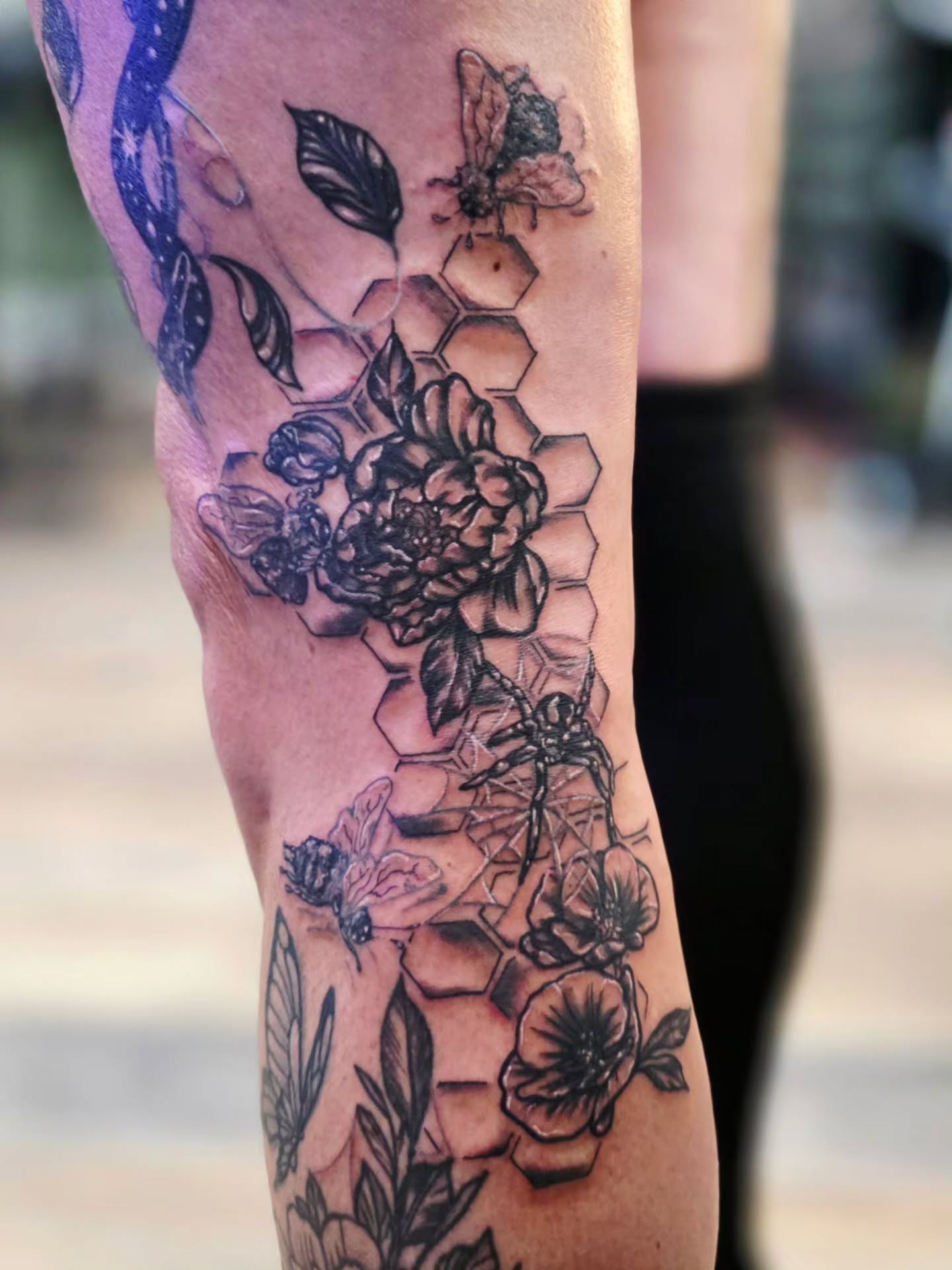Tattoo by @cerberustattoos — black_and_grey, geometric