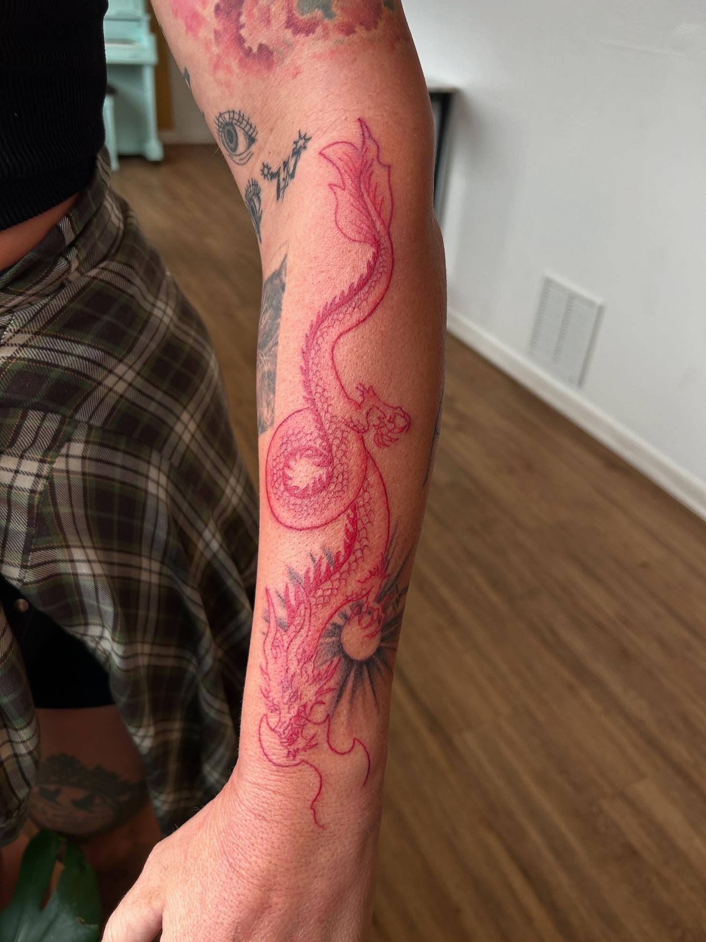 Tattoo by @kattoo_tattoo_ — dotwork