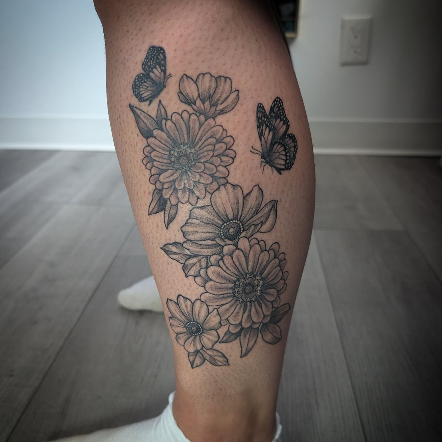 Tattoo by @cabinfevertattoo — black_and_grey