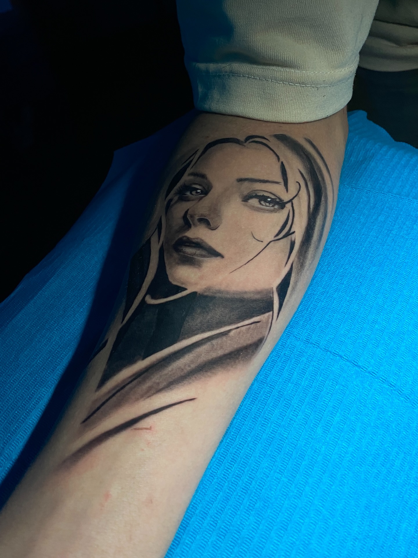 Tattoo by @sebastrussy — realism