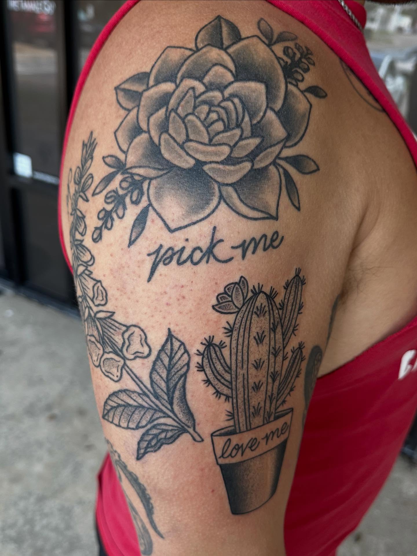 Tattoo by @whitneycreeptattoos โ black_and_grey