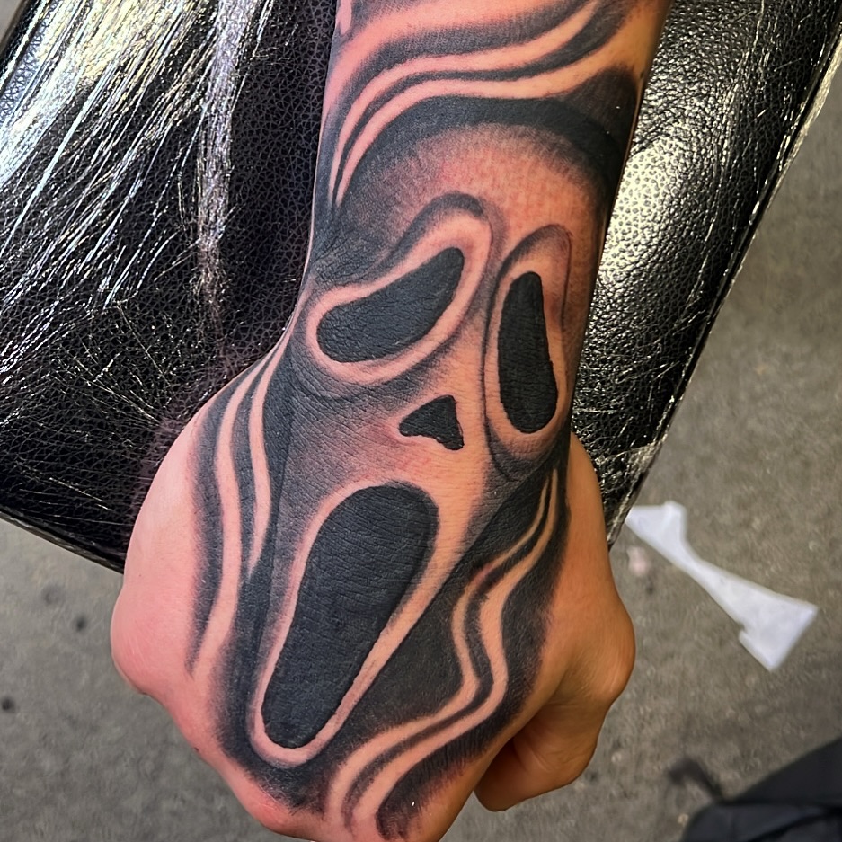 Tattoo by @edgar_bigserio_tattoo — black_and_grey