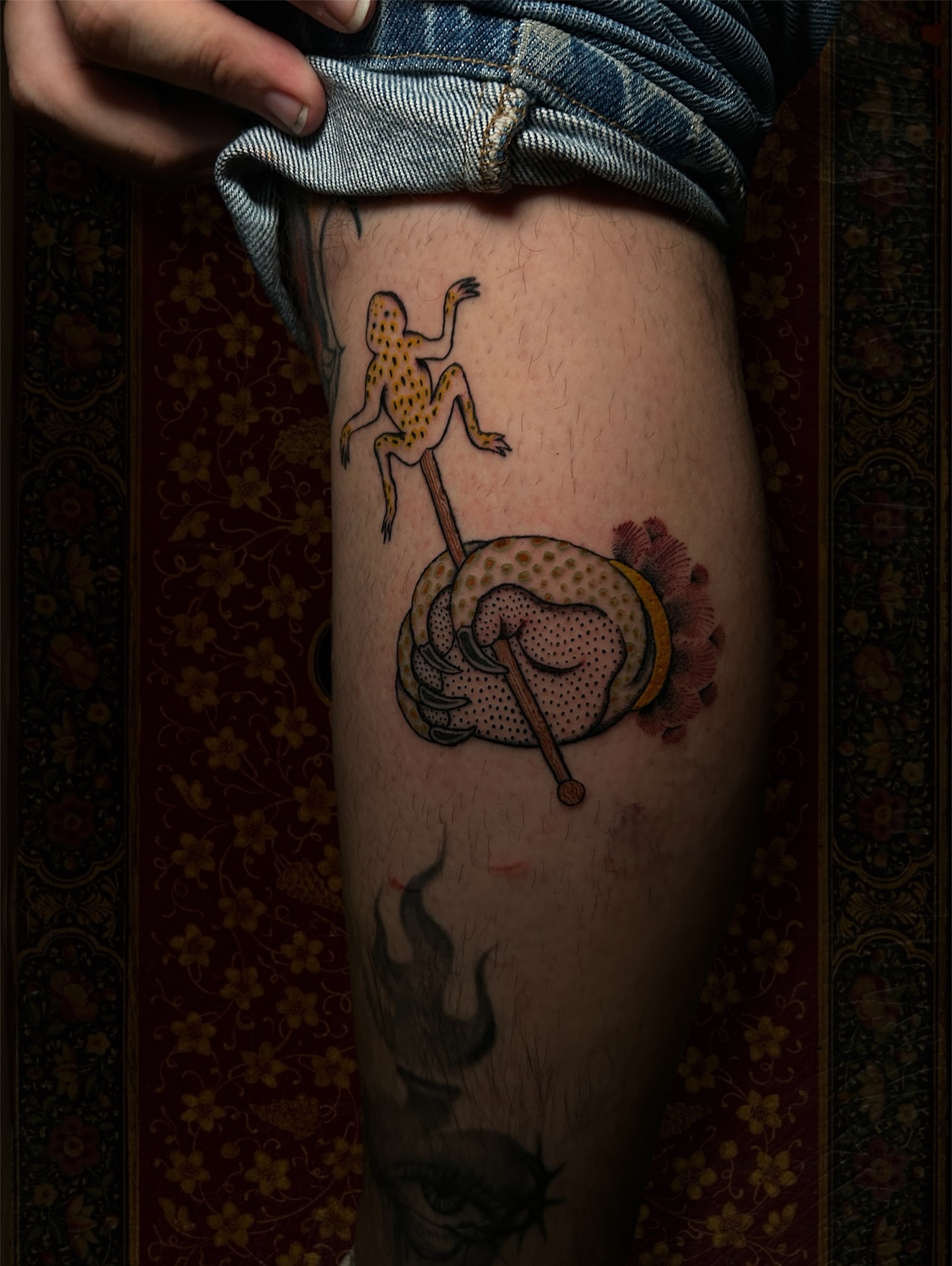 Frog playing drum dotwork tattoo on the forearm by ⁂ 𝕽𝖊𝖆𝖌𝖆𝖓⁂, Texas City, Texas