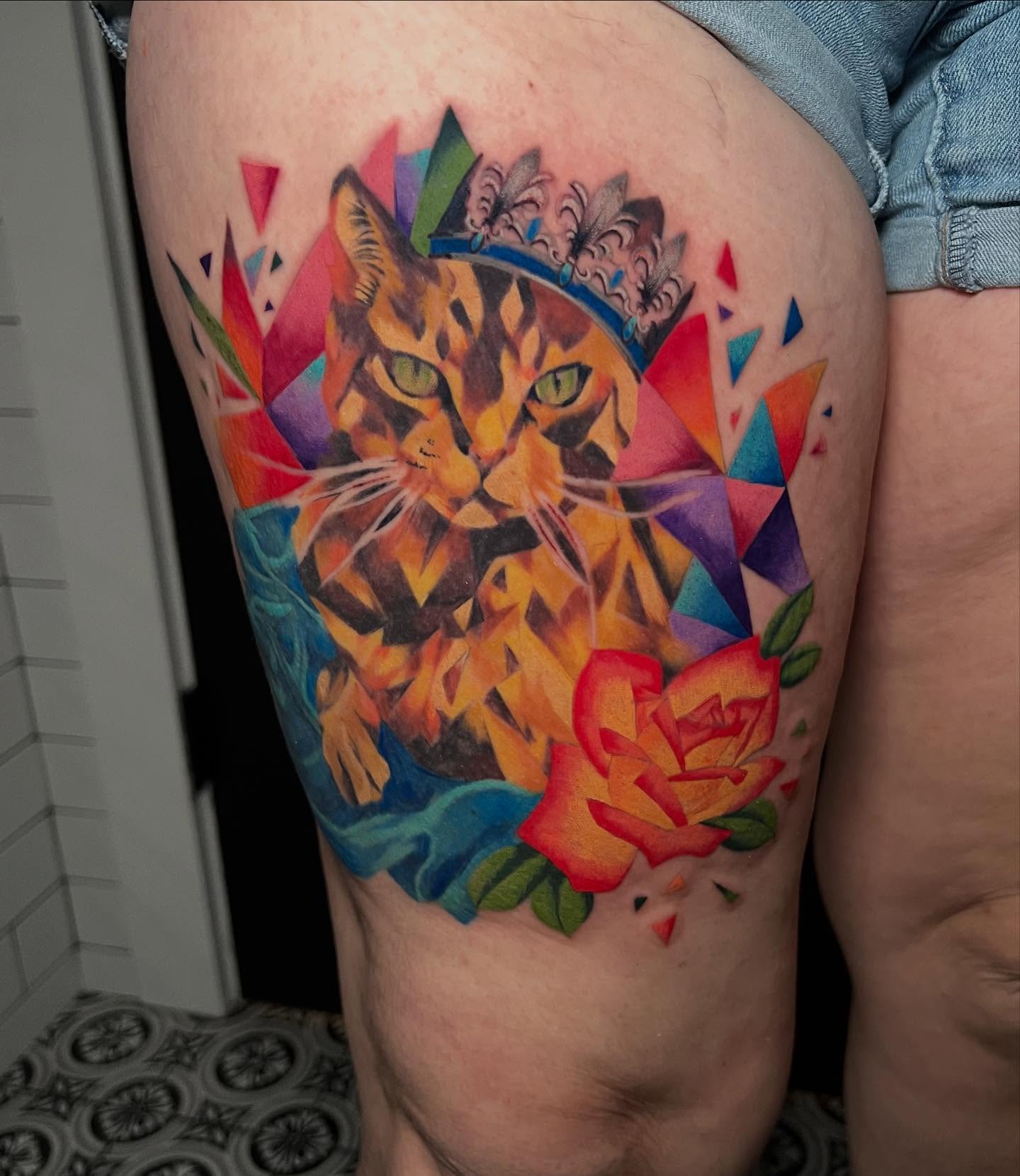 Tattoo by @lyndsink — geometric