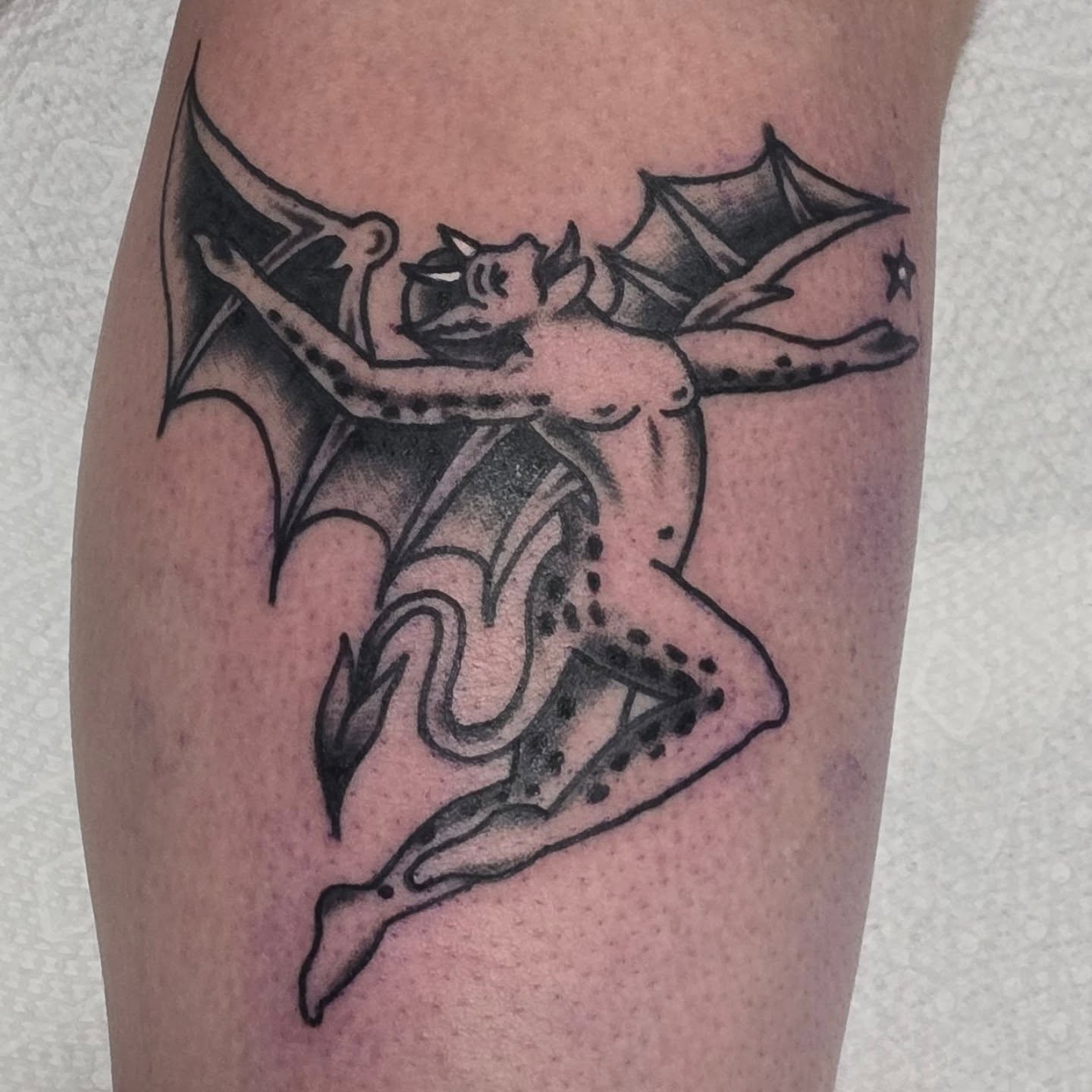 Tattoo by @arobertsontattoo — black_and_grey