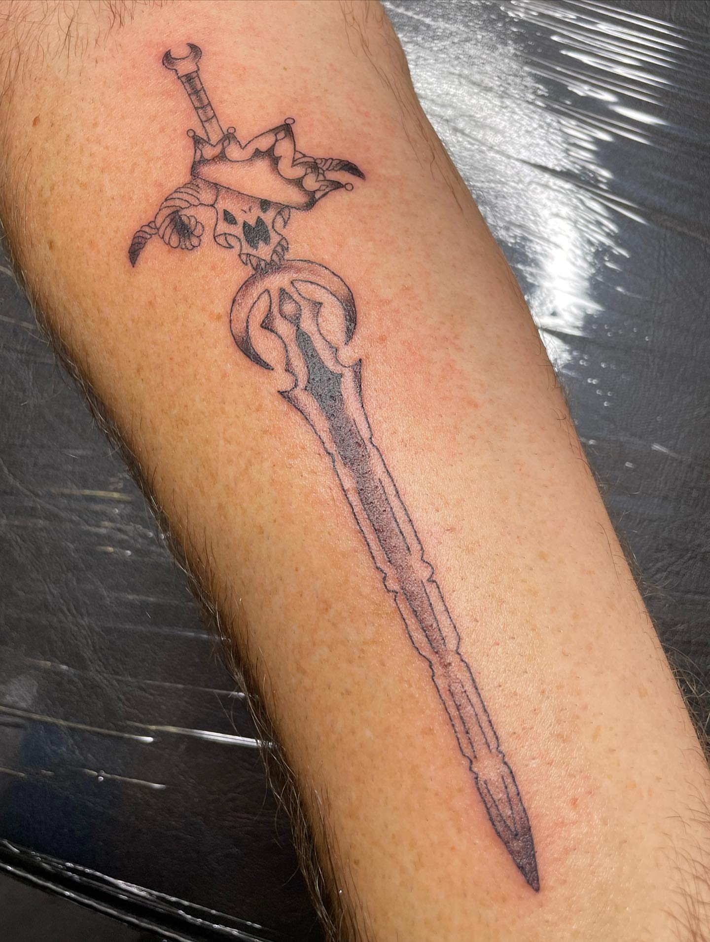 Tattoo by @zetersenn_ink — black_and_grey