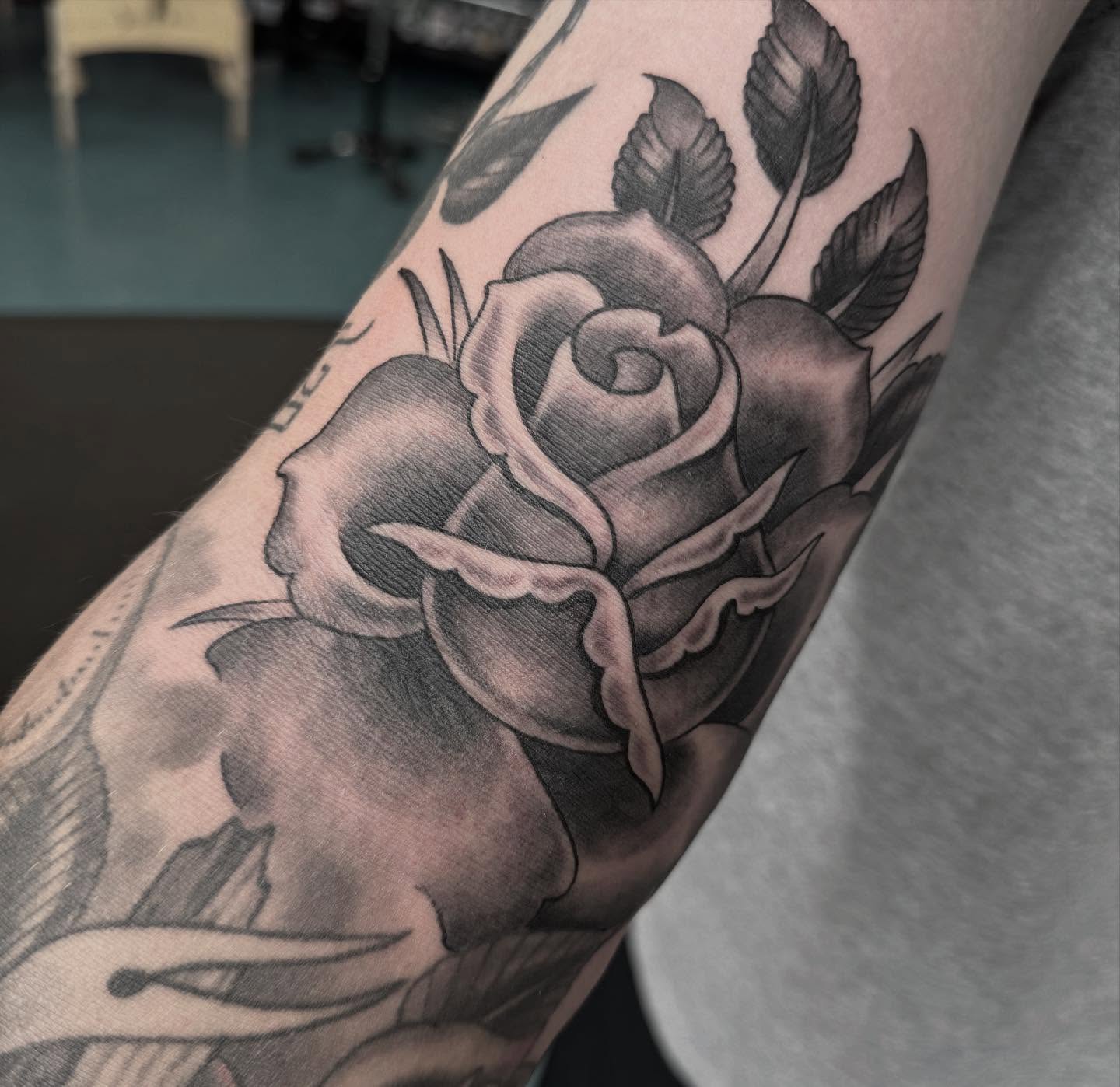 Tattoo by @averagewillie — black_and_grey