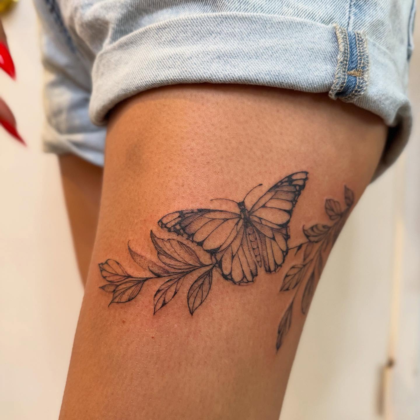 Tattoo by @liannadefleur β black_and_grey