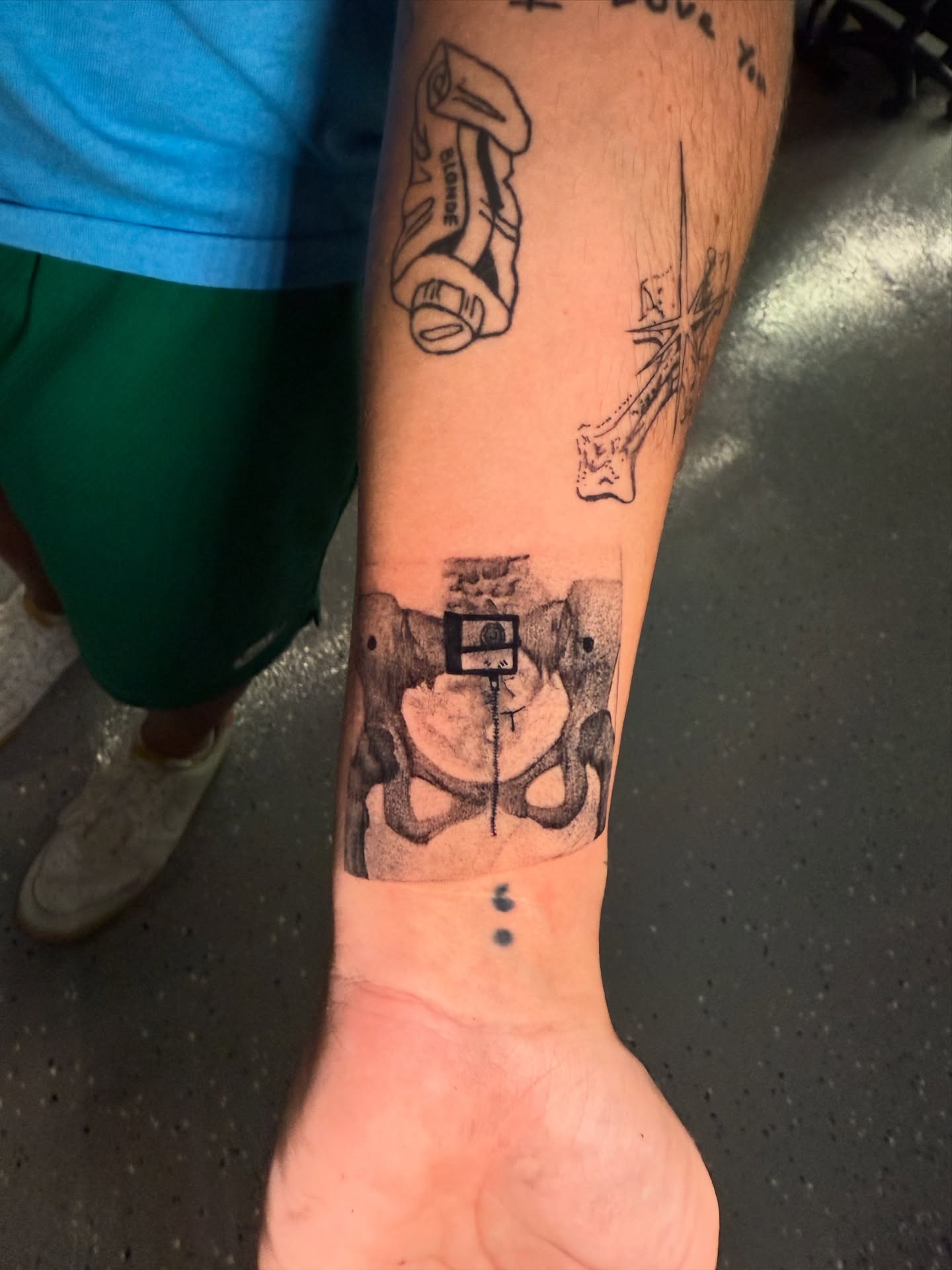 Tattoo by @dr_zeus_tattoo — dotwork, geometric