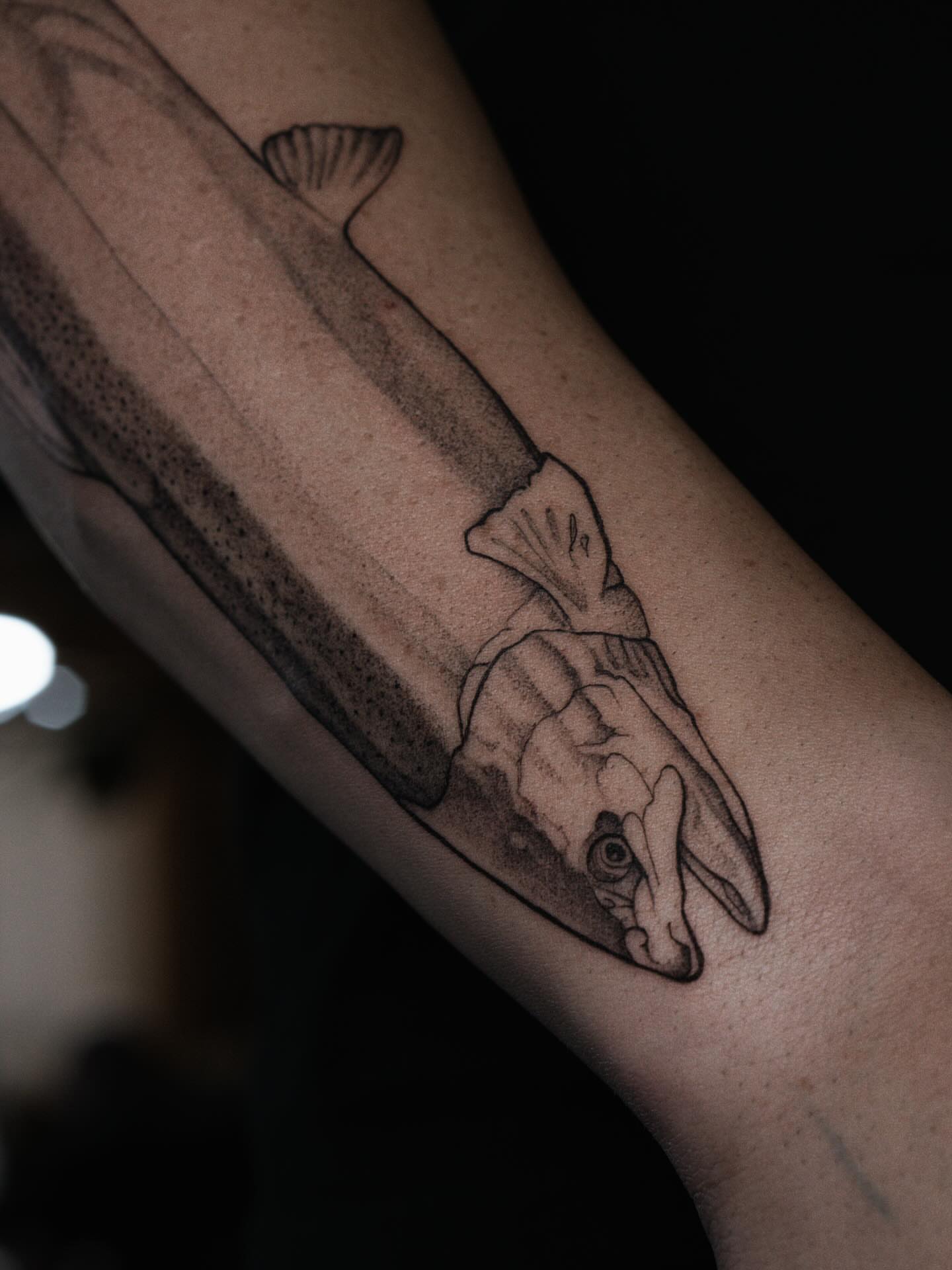 Salmon realism tattoo on the forearm by ᴛᴀᴛᴛᴏᴏ ᴀʀᴛɪꜱᴛ 📍Portland, OR