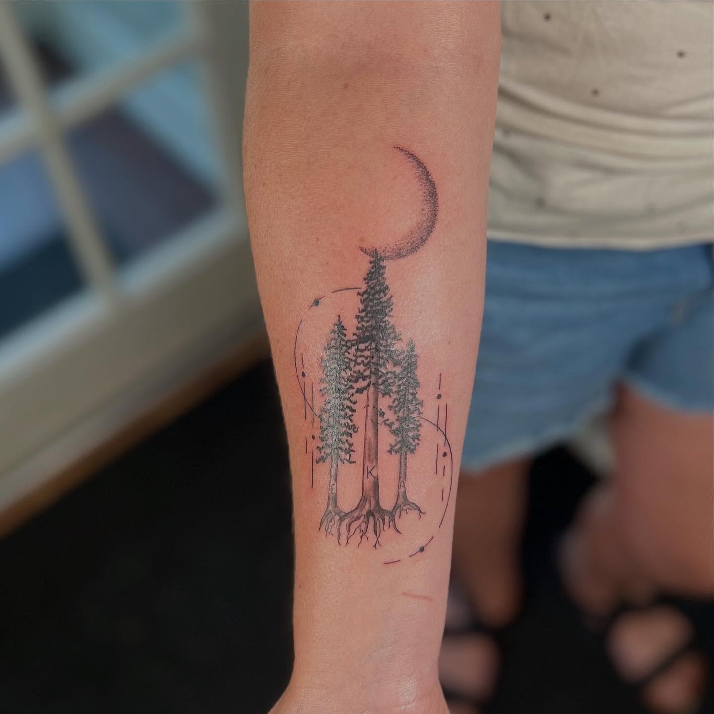 Tattoo by @laceyink_ — dotwork, black_and_grey