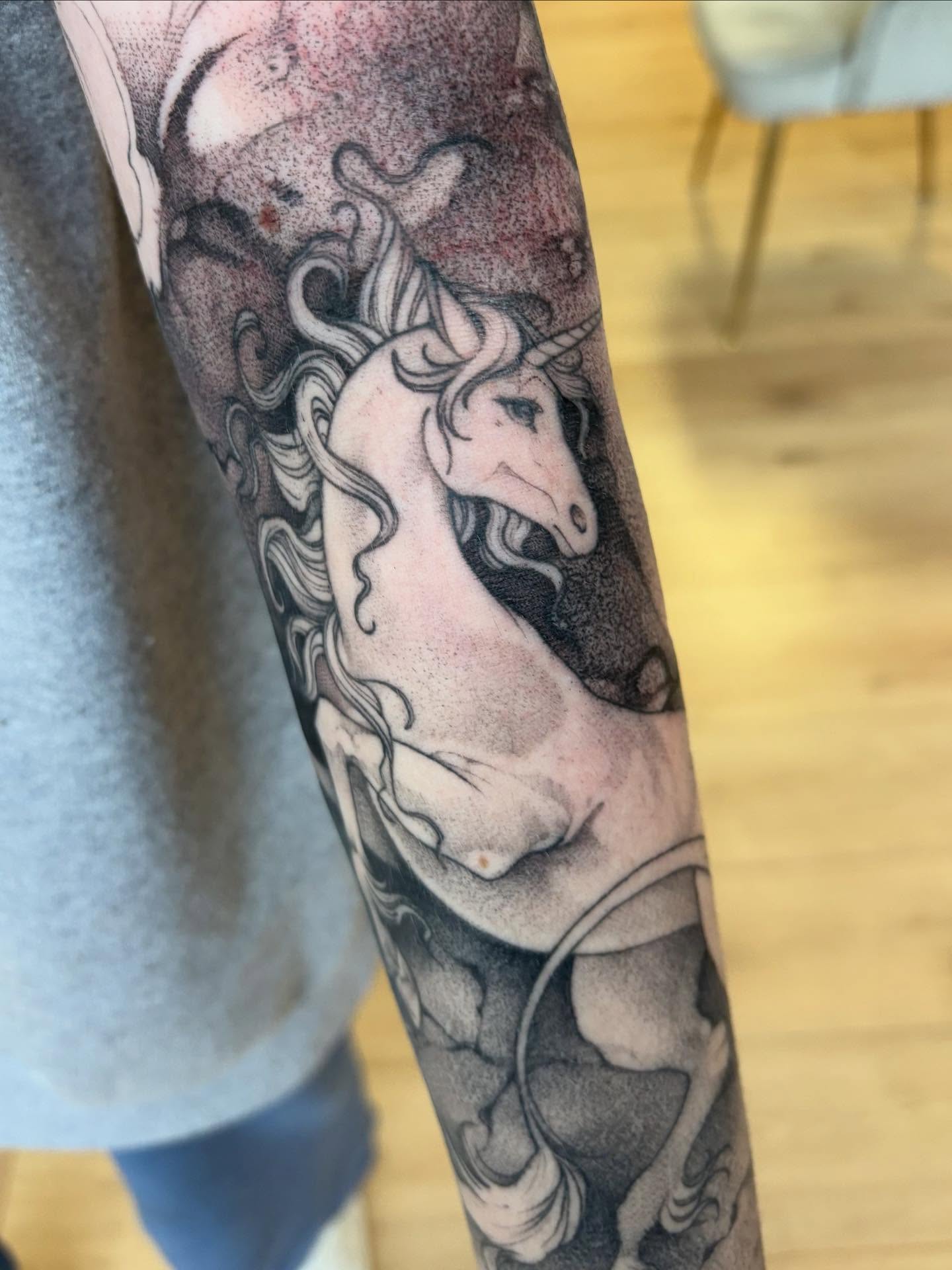 Tattoo by @joelytattoos — dotwork, realism