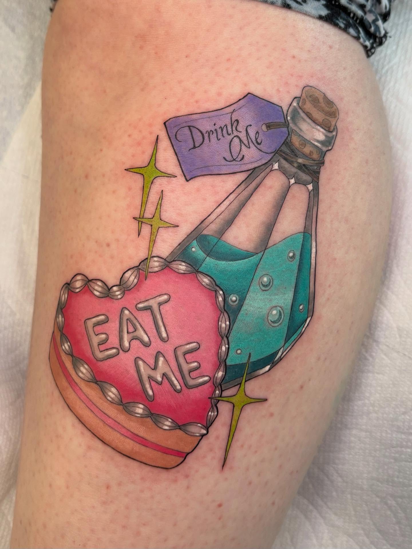 Alice in wonderland new school tattoo on the thigh by Miami Tattoo Artist π Mel Carrasco