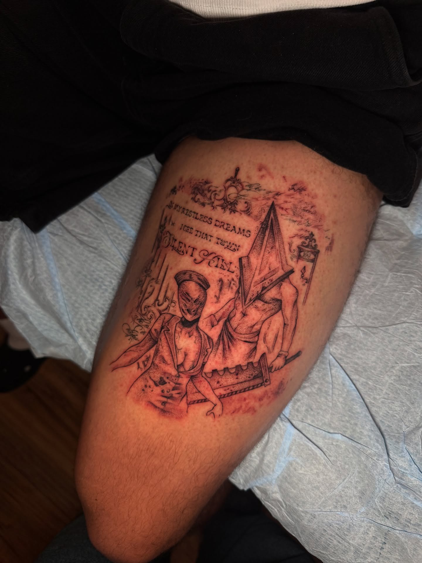 Violent girl neo-traditional tattoo on the thigh by aamora ꩜