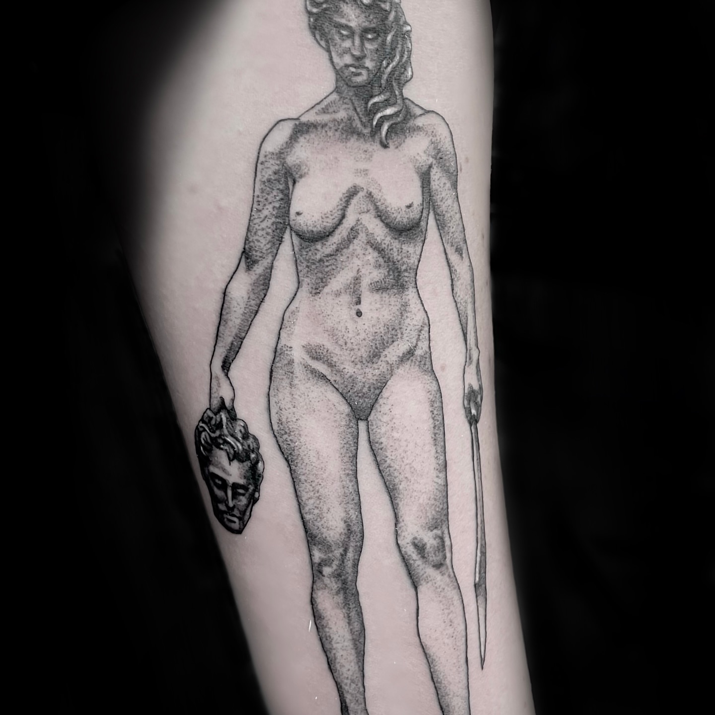 Statue of woman dotwork tattoo on the forearm by ⛓️ 𝓑𝓻𝓸𝓸𝓴𝓮𝓵𝓵𝓮 𝓑𝓸𝓶𝓫𝓼𝓱𝓮𝓵𝓵𝓮 ⛓️