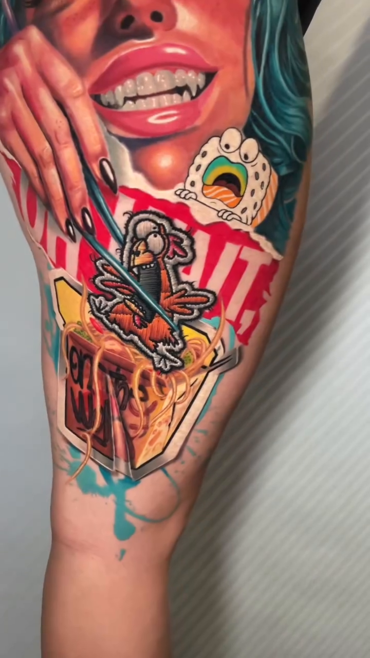 Woman with popcorn new school tattoo by ⚡️ ꜰʀᴀɴᴄᴇꜱᴄᴏ ᴠᴏɴᴏ