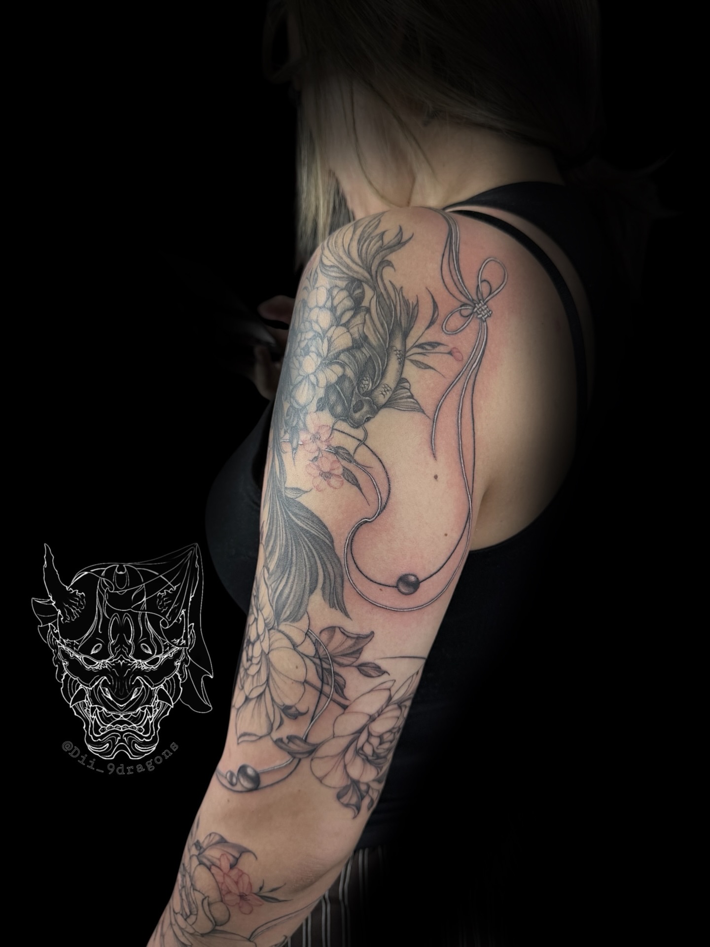 Tattoo by @dii_9dragons β black_and_grey, realism