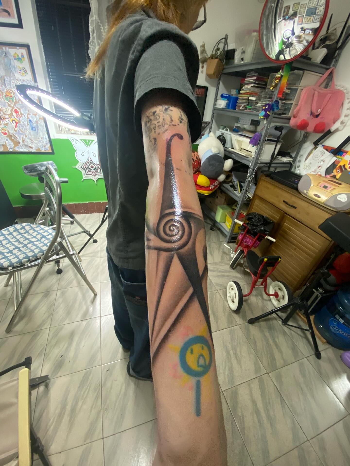 Tattoo by @7bugin7thdimension — geometric