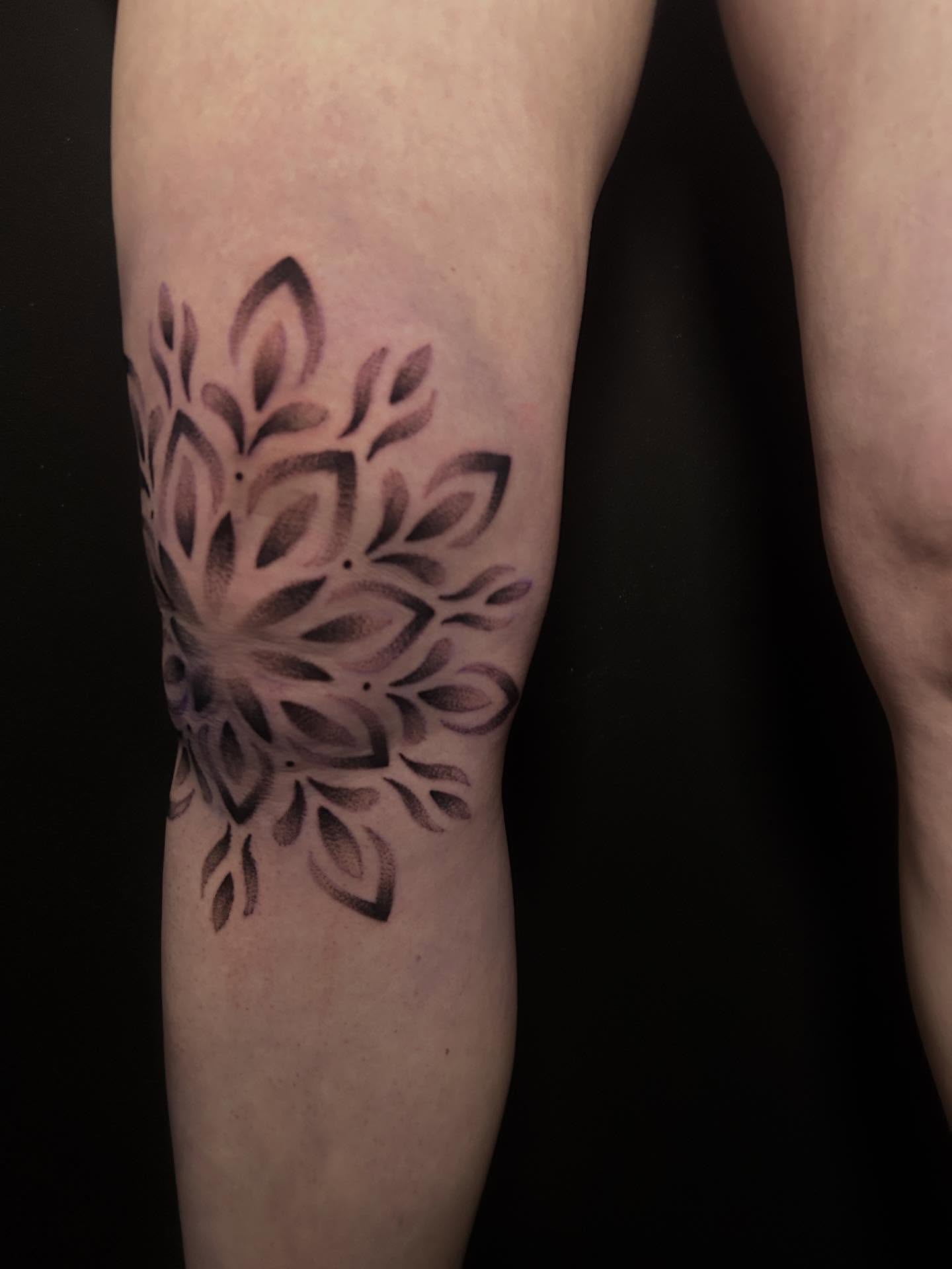 Tattoo by @kattoo_tattoo_ — dotwork, geometric