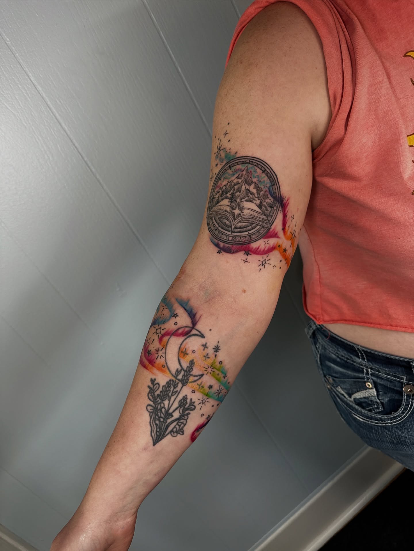 Tattoo by @vixx_stixx_tattoo — watercolor, geometric