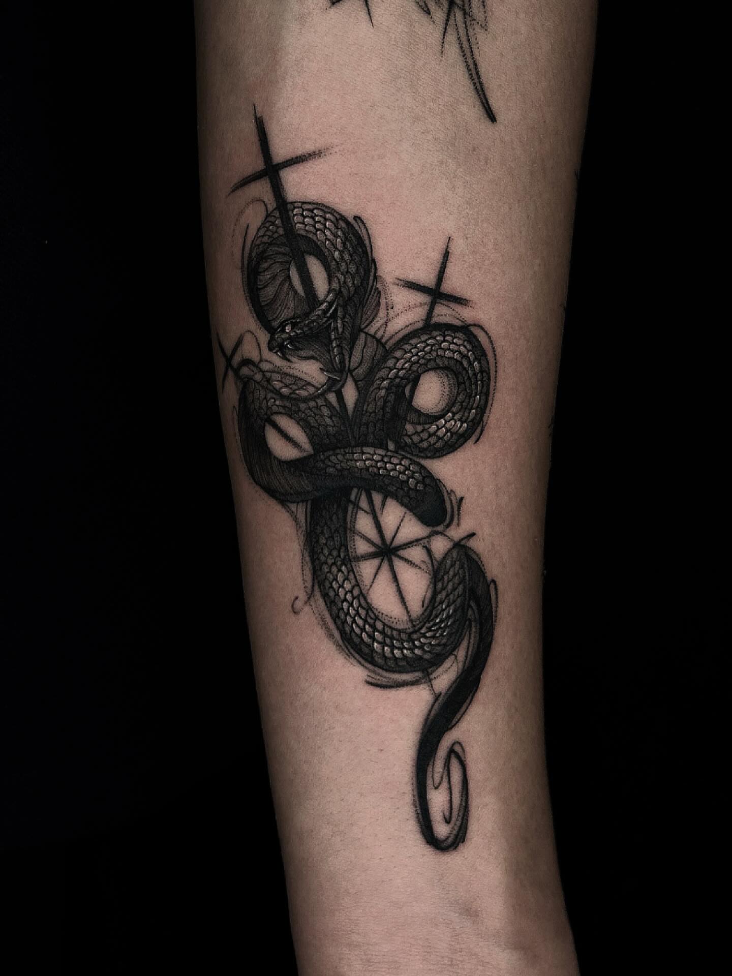 Tattoo by @tamilia_howall — black_and_grey, realism