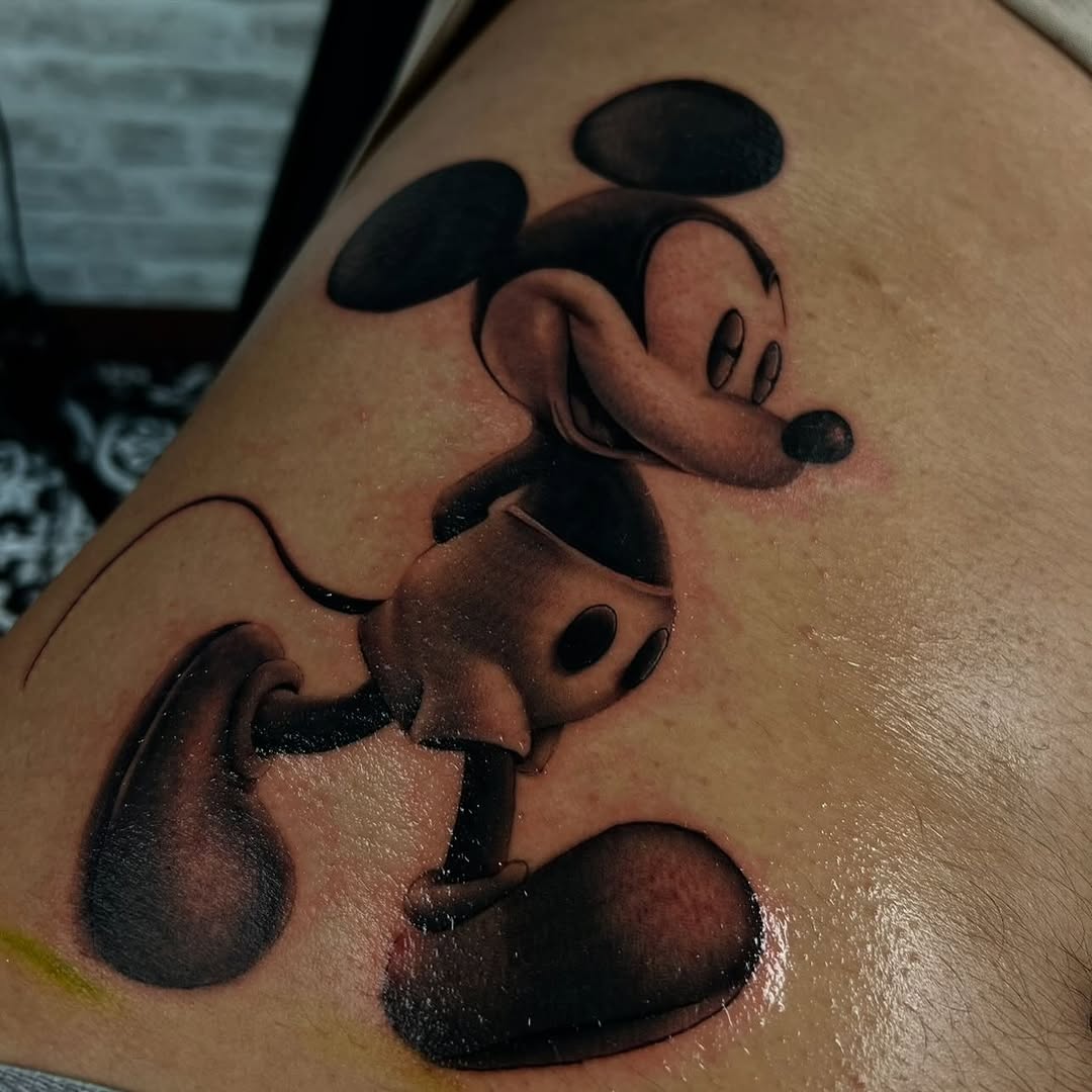 Tattoo by @whoiskaylacordova — realism, black_and_grey