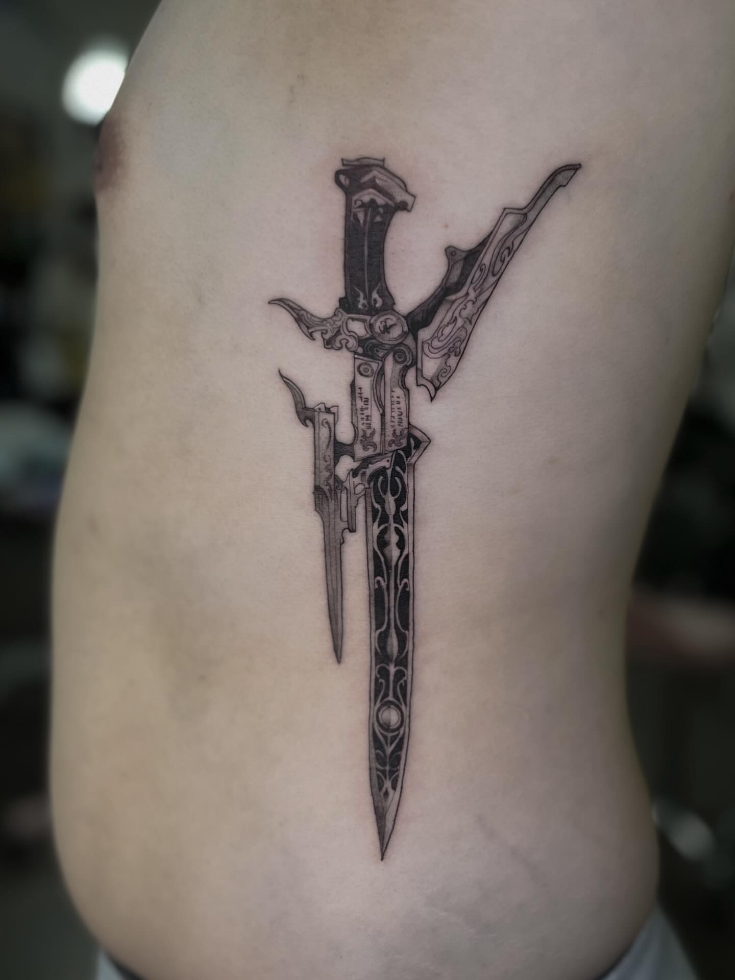 Tattoo by @celynity — black_and_grey