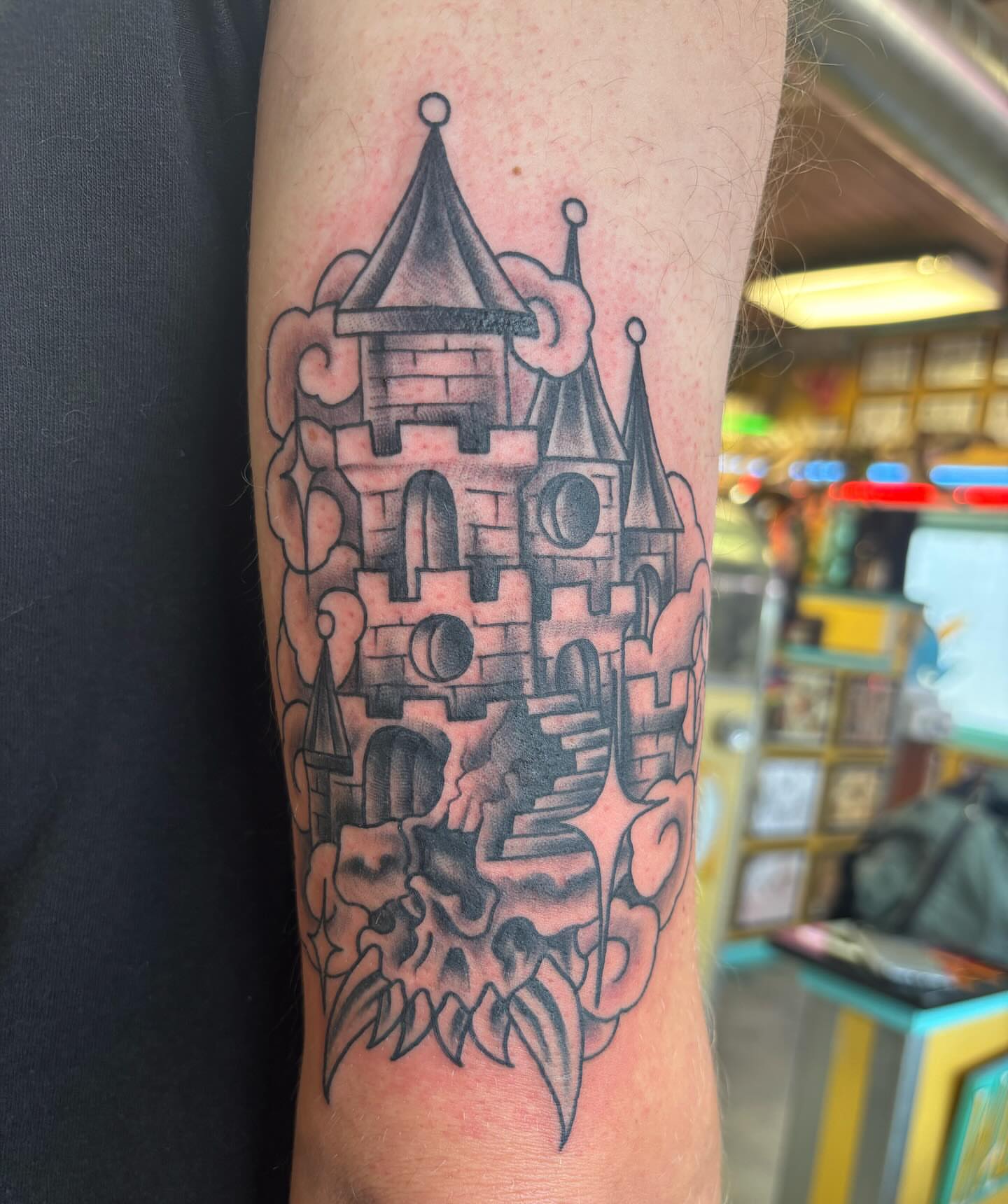 Tattoo by @gonzyiink_208 — black_and_grey
