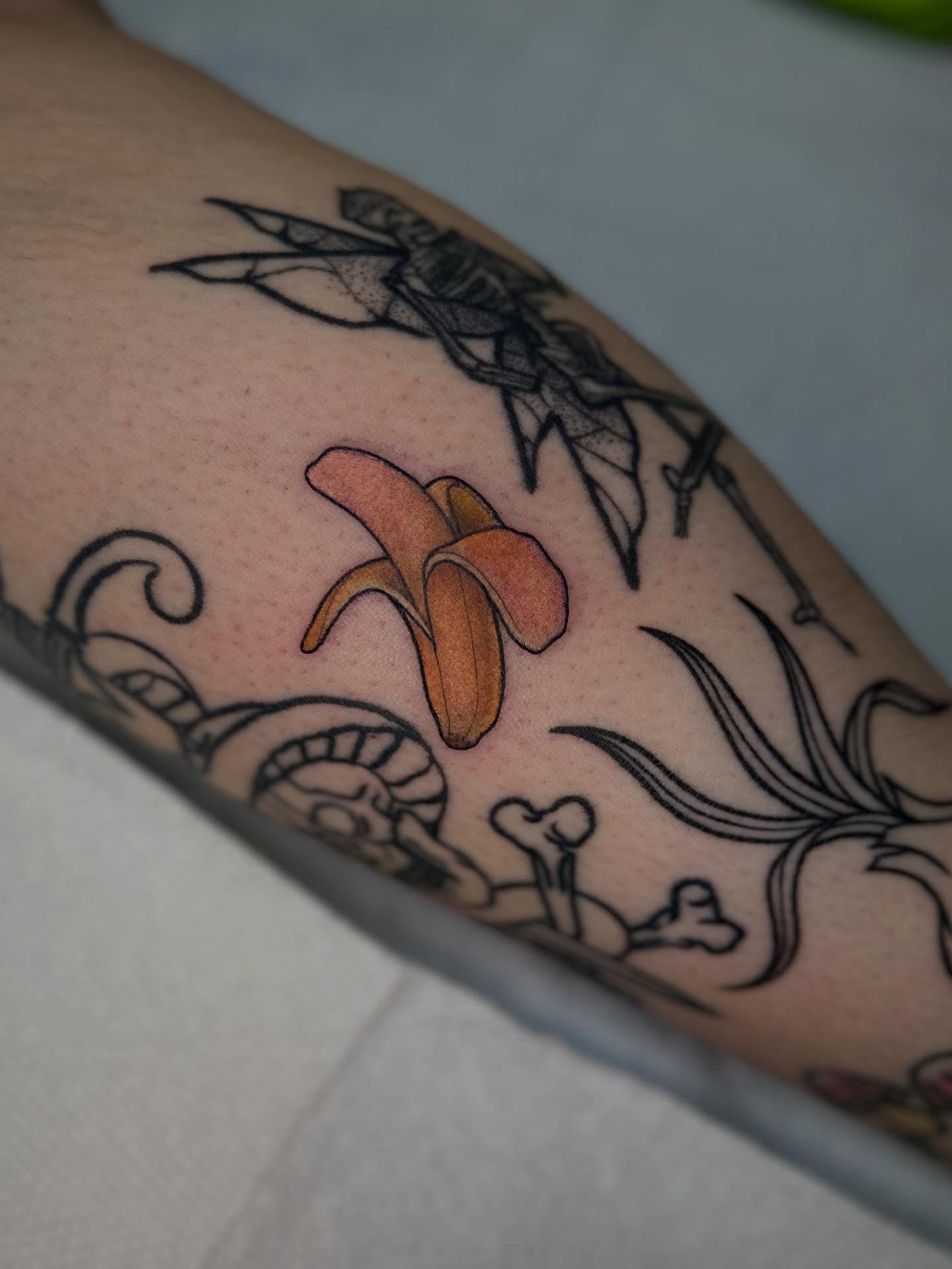 Tattoo by @virginiaswampwitch โ realism