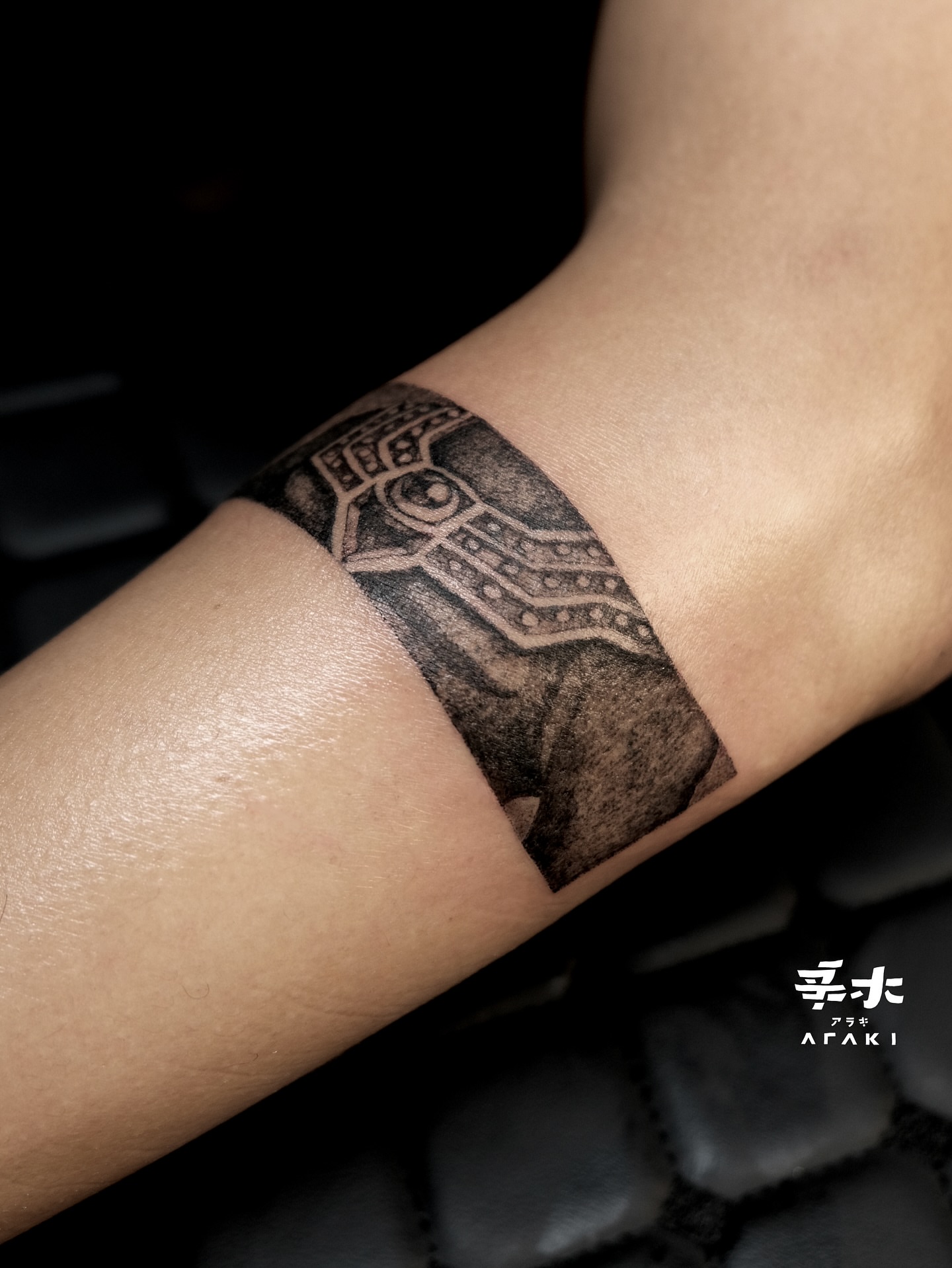 Tattoo by @araki_tattoo — geometric
