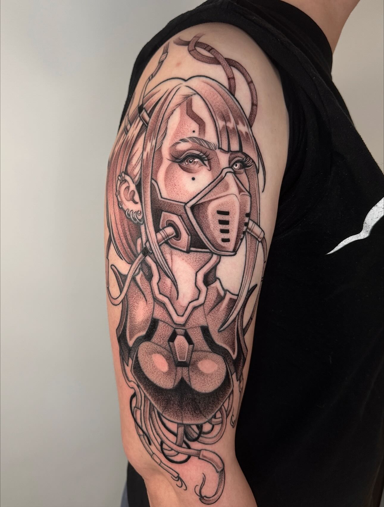 Tattoo by @robbiepina — dotwork, geometric
