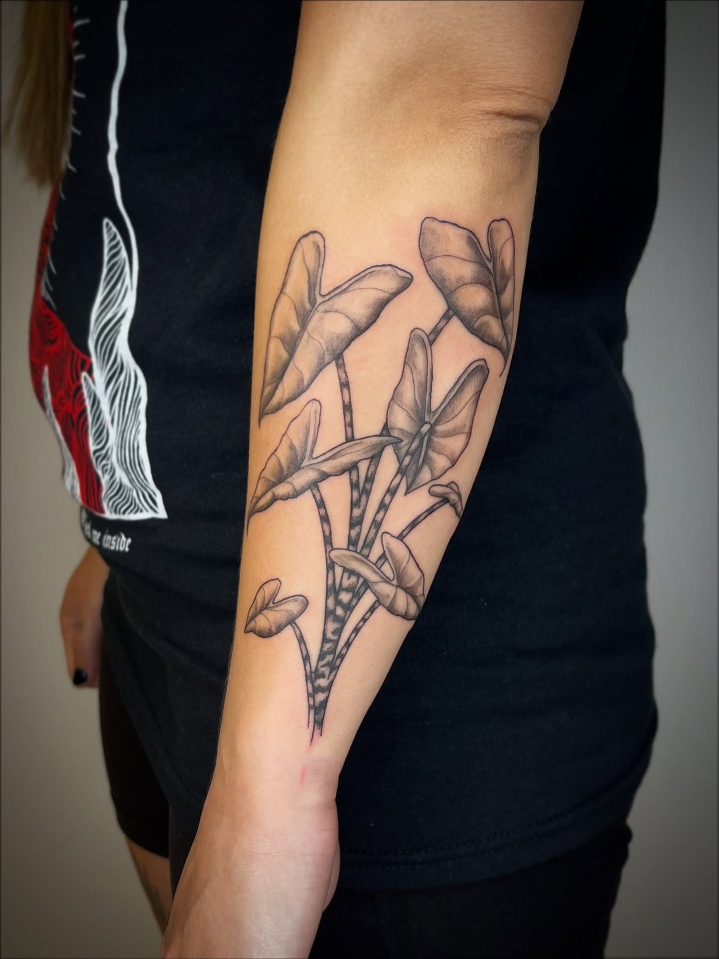 Tattoo by @leneya__valenti β black_and_grey