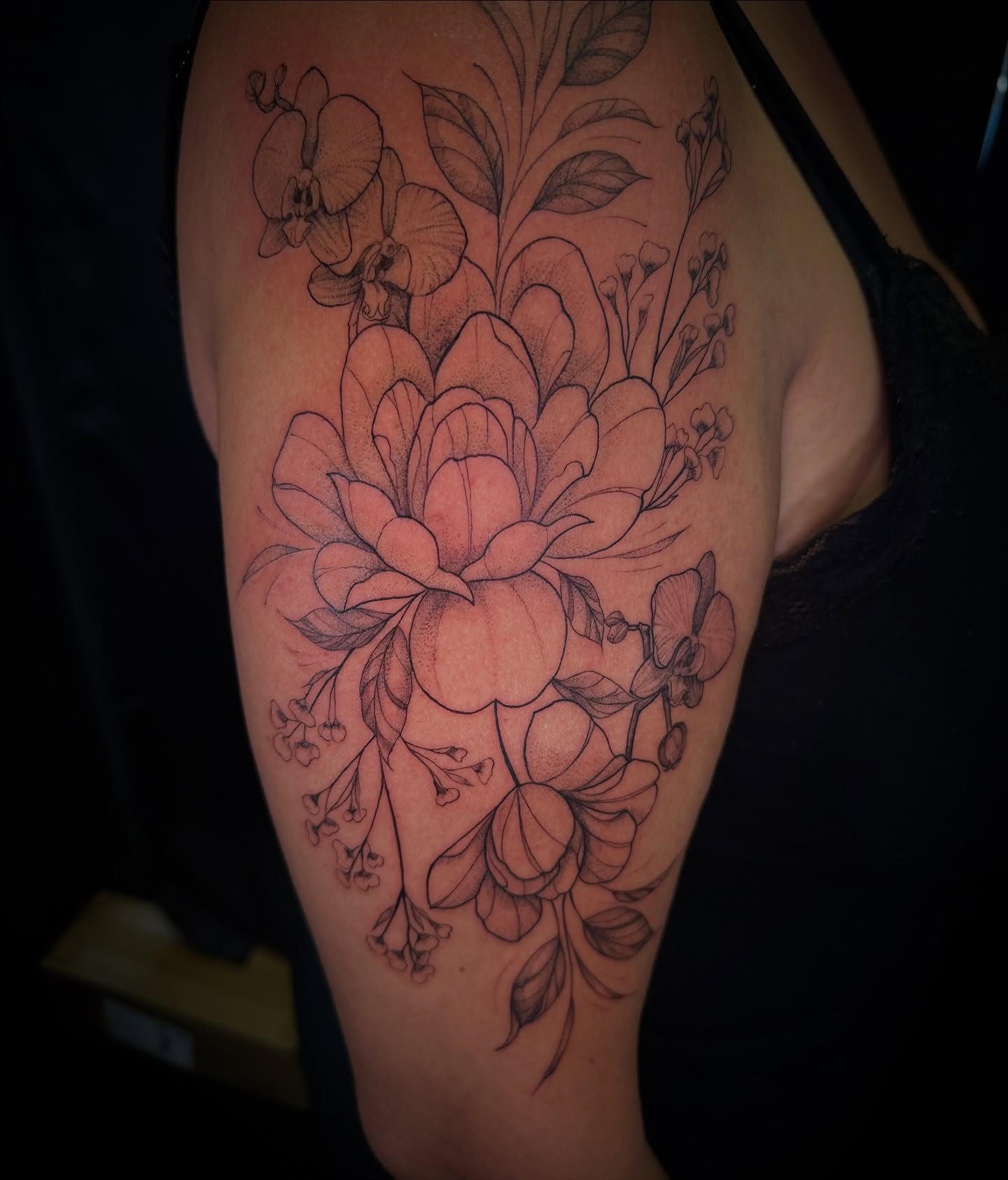 Tattoo by @huestatts — black_and_grey