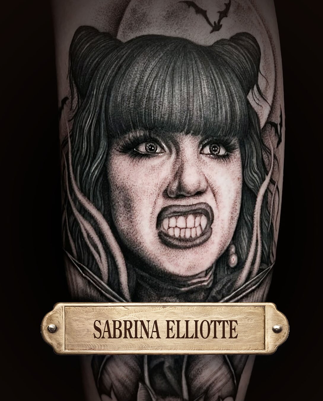 Tattoo by @steventefft — realism, dotwork