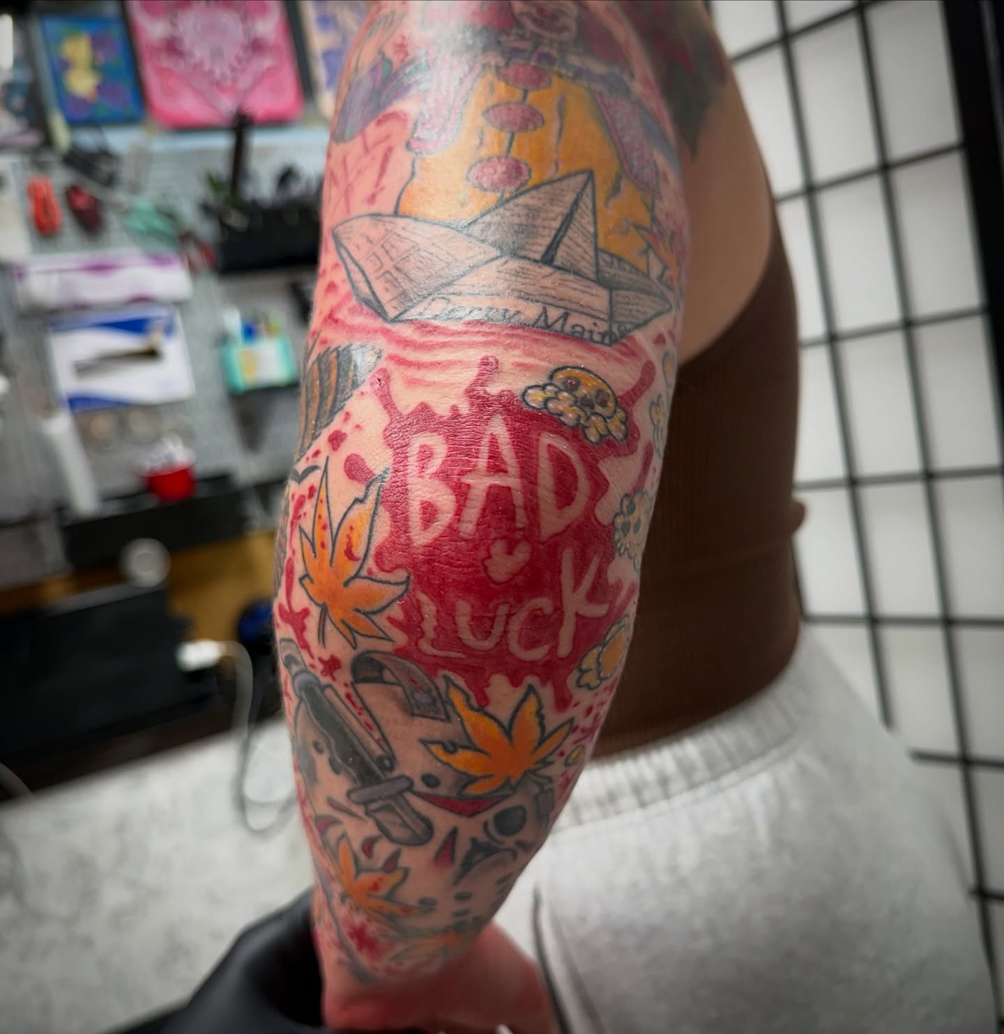 Tattoo by @itsglitter — american_traditional