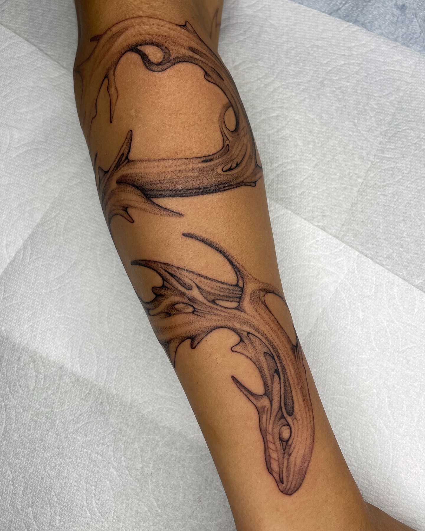 Tattoo by @carolineraer โ tribal