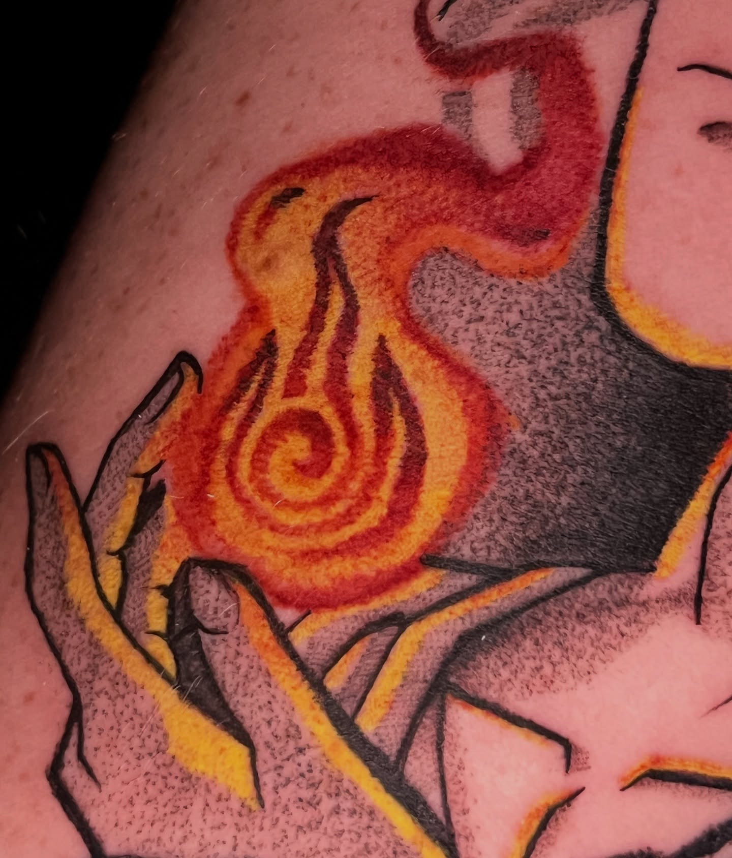 Flame dotwork tattoo on the upper arm by Colton🎨