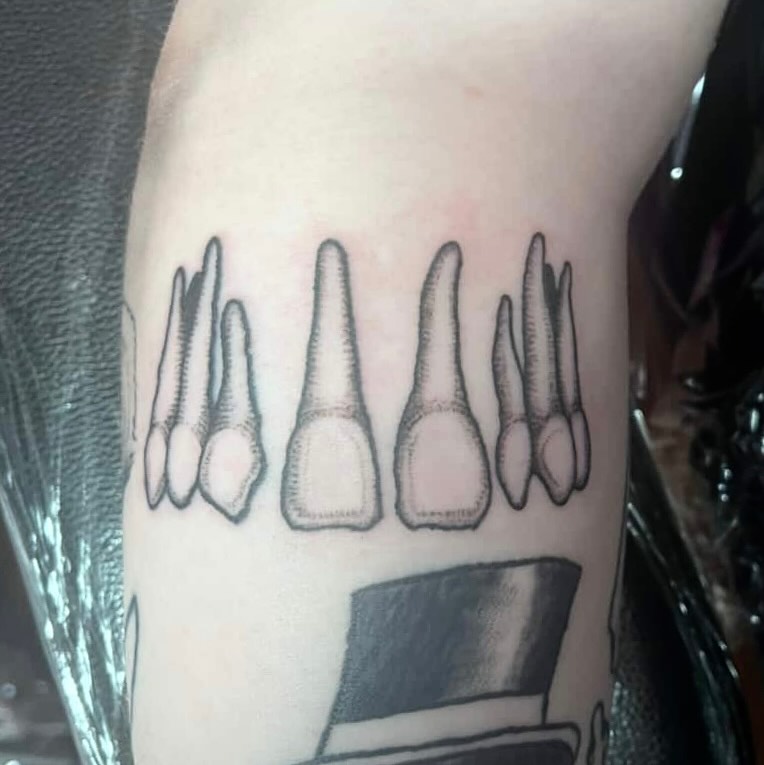 Tattoo by @furcoat444 β black_and_grey