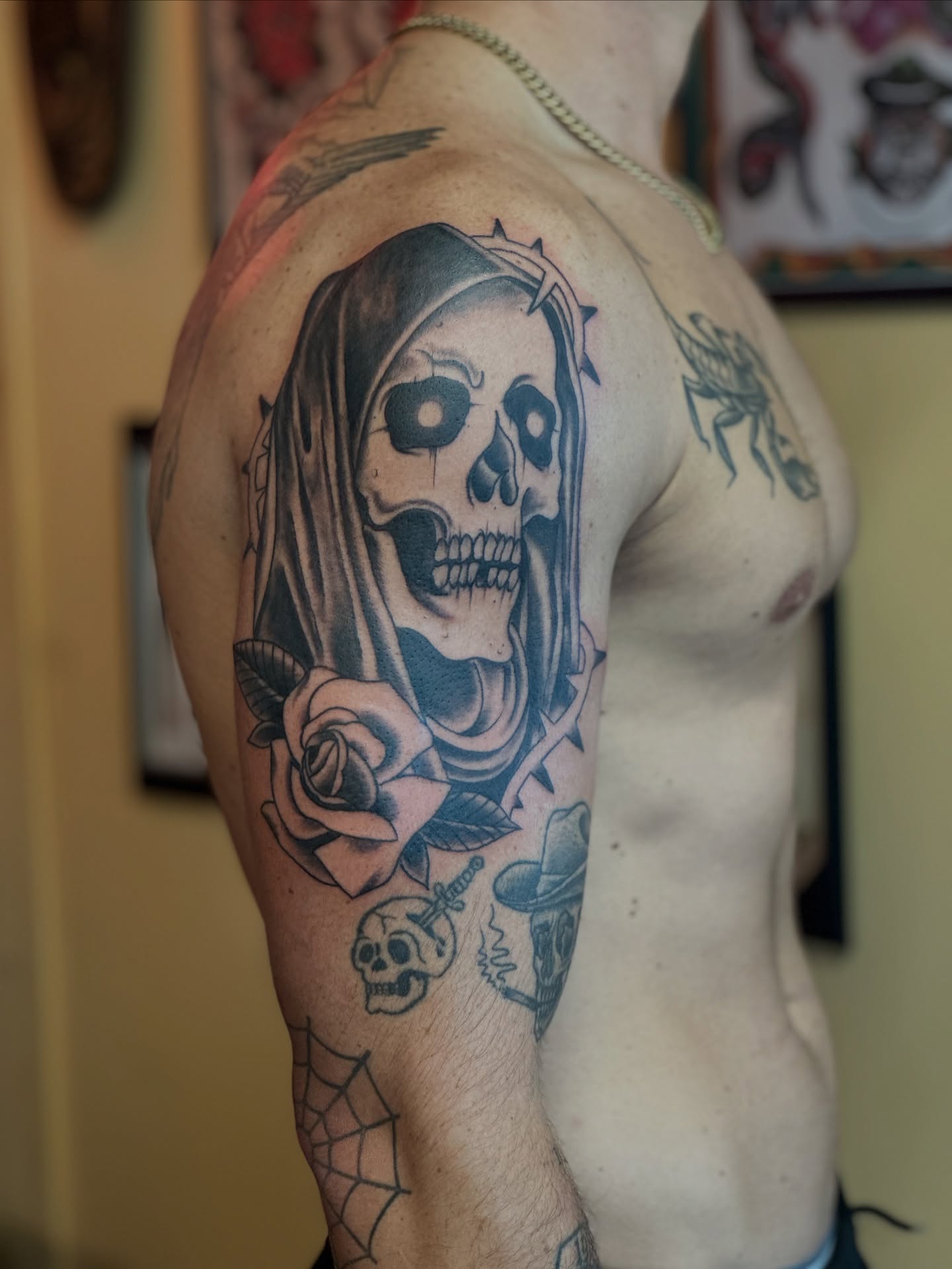 Tattoo by @derricknail — black_and_grey, realism