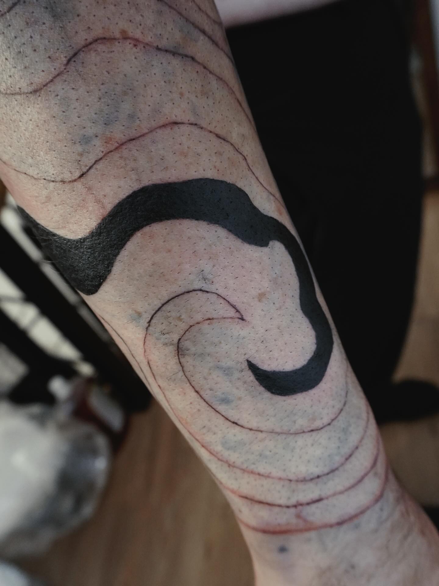 Tattoo by @mung_tattoo — black_and_grey