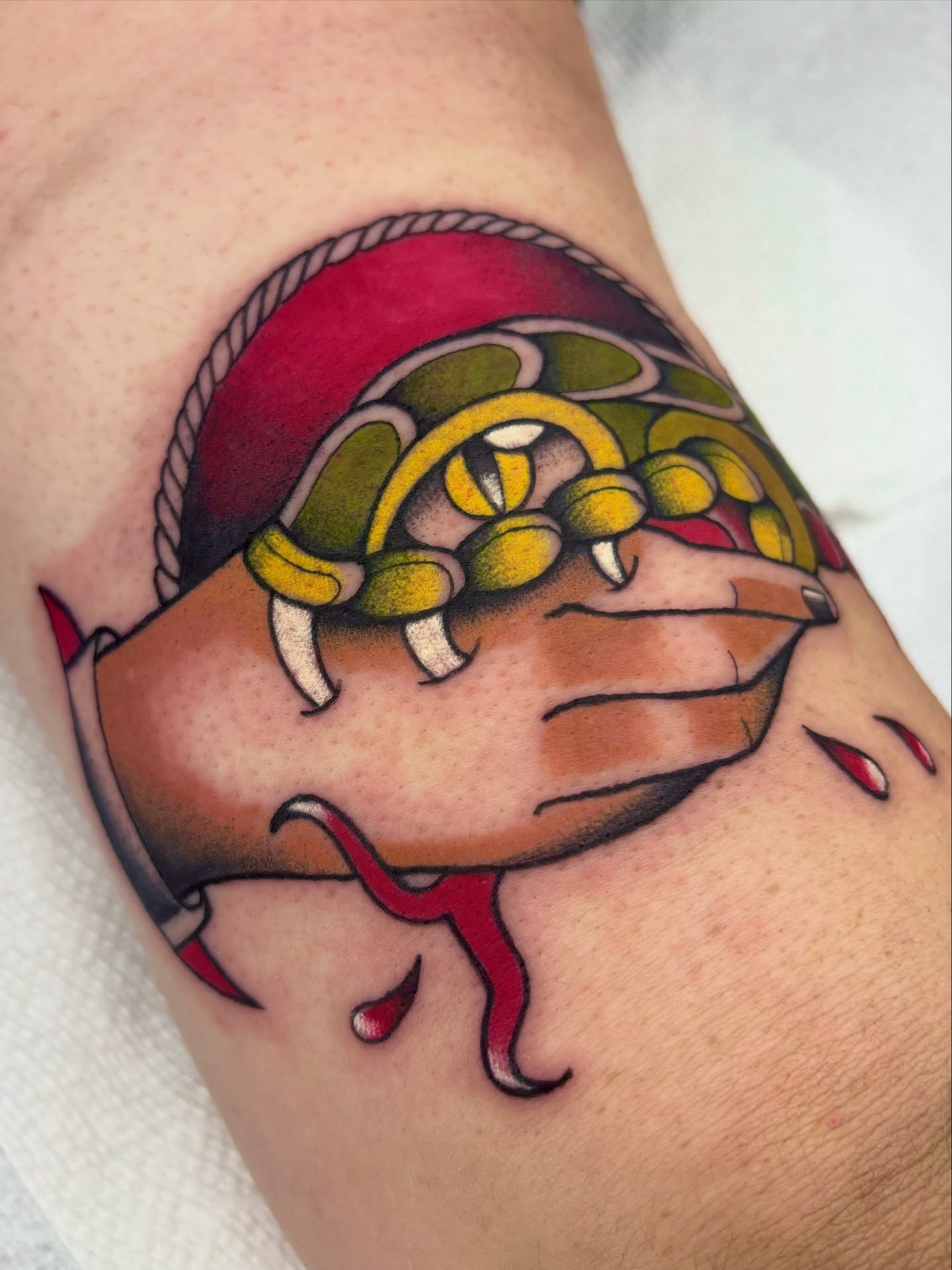 Tattoo by @valeriemourningstar — american_traditional