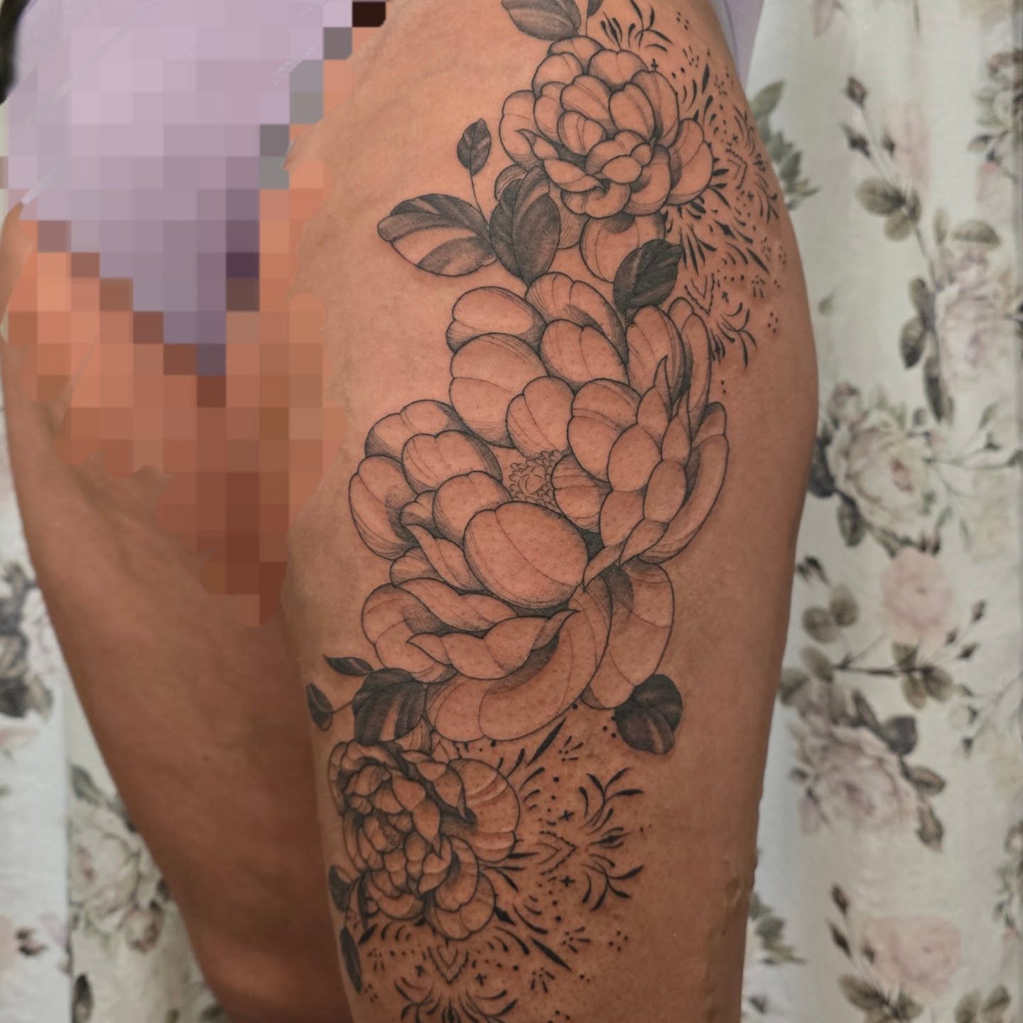 Tattoo by @taylornichole.tattoos — black_and_grey