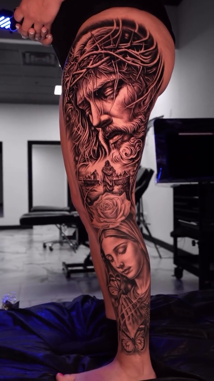Jesus and Mary realism tattoo by Brayan Batista - Tattoo Artist