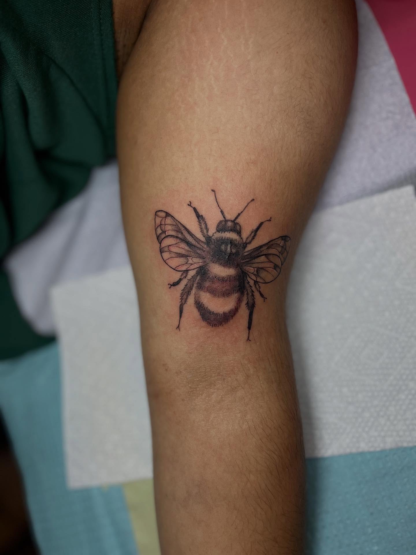 Tattoo by @bodyartbycakens — realism